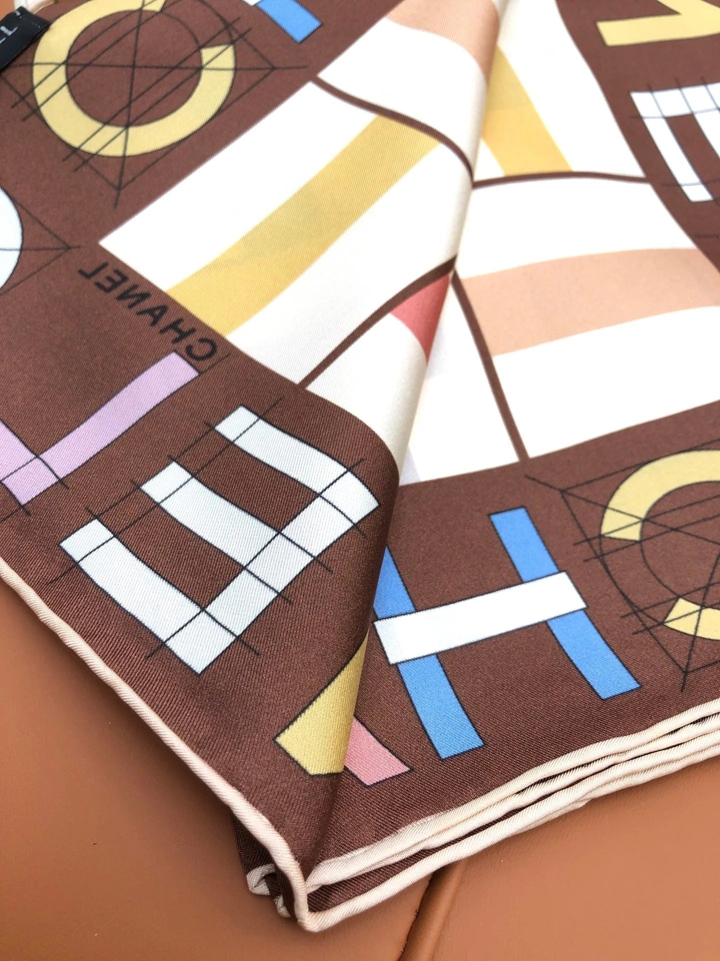 CHANEL 25S SCARF 90 IN SILK 704586 mysite