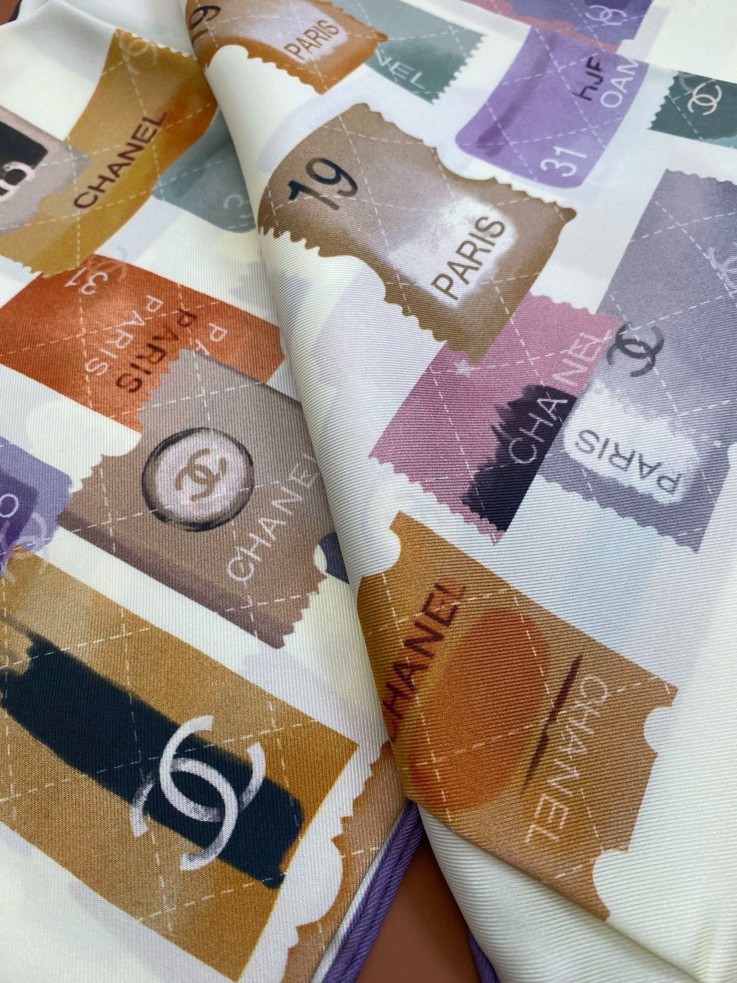 CHANEL 25S SCARF 90 IN SILK 703699 mysite