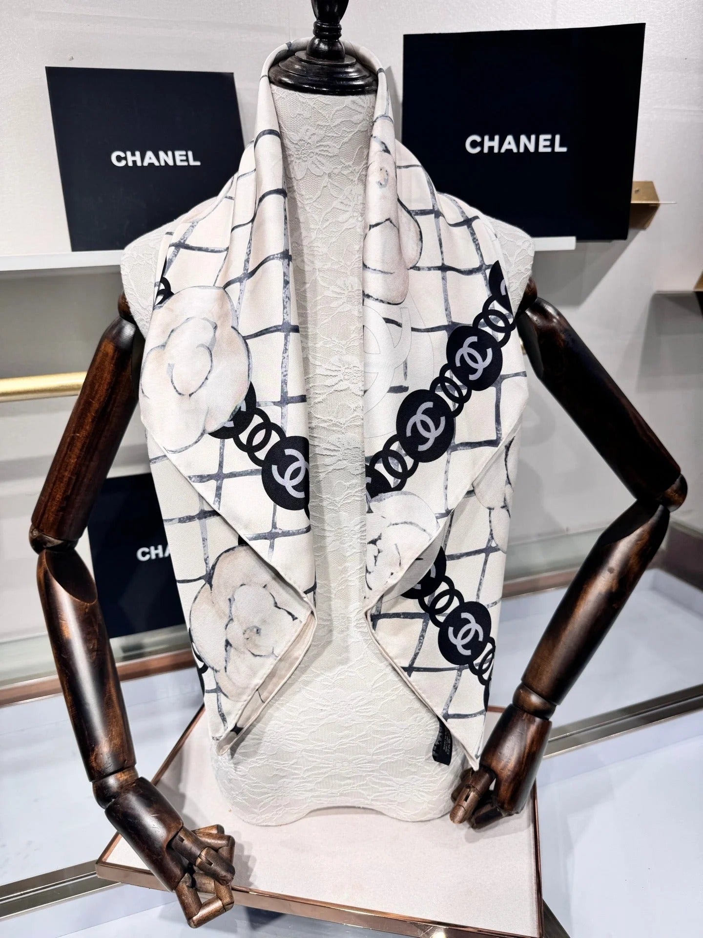 CHANEL 25S SCARF 90 IN CASHMERE SILK 737219 mysite