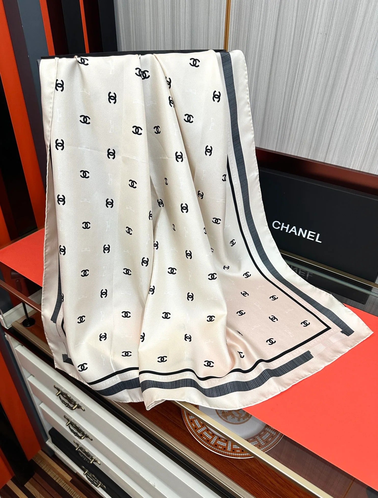 CHANEL 25S SCARF 90 IN SILK 730538 mysite