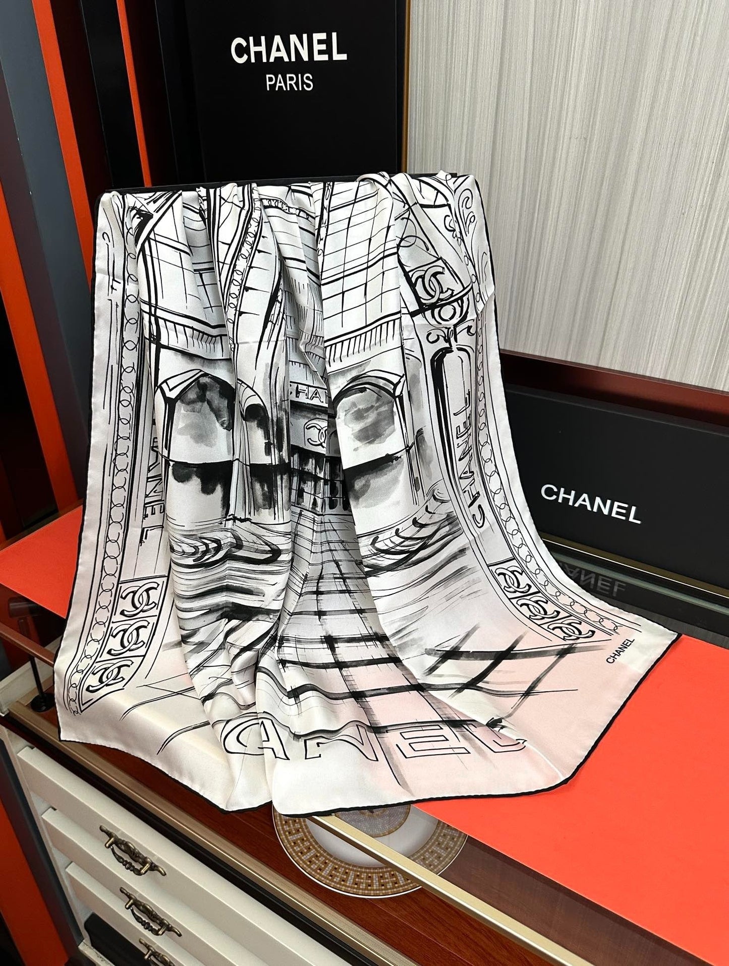 CHANEL 25S SCARF 90 IN SILK 001 mysite