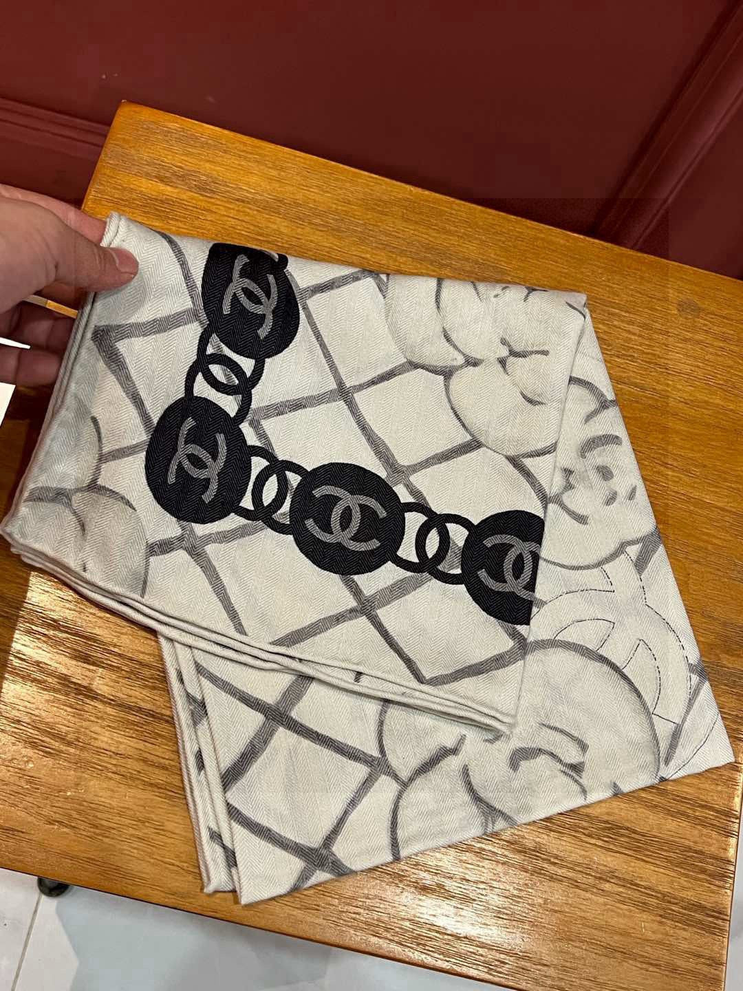 CHANEL 25S SCARF 110 IN CASHMERE SILK 730602 mysite