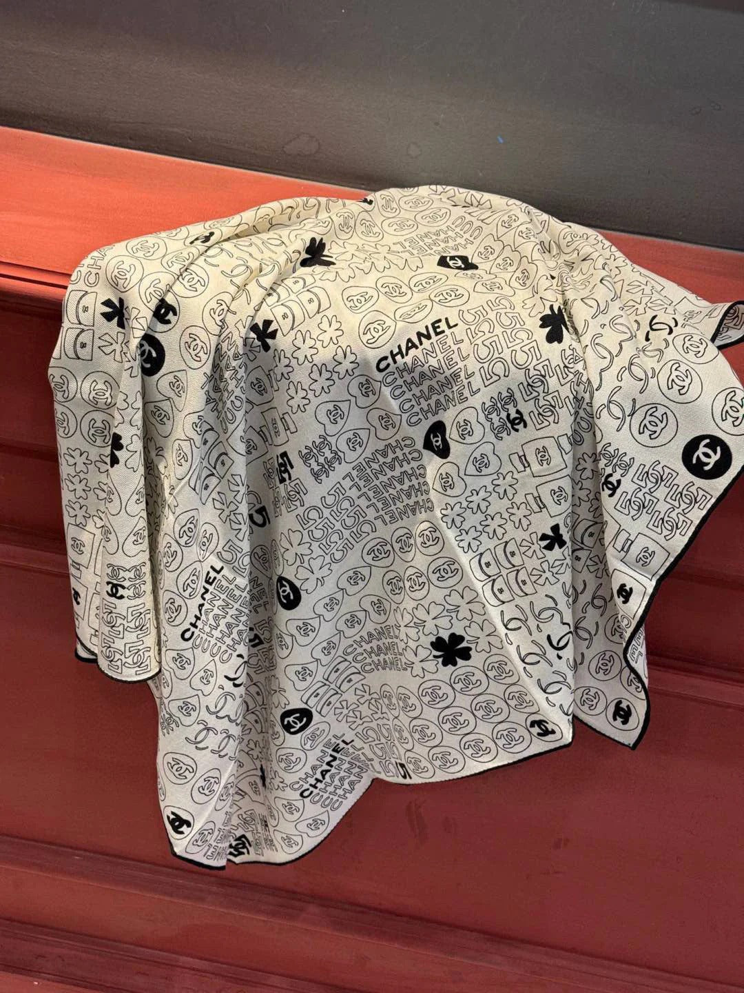 CHANEL 25S SCARF 110 IN CASHMERE SILK 738478 mysite