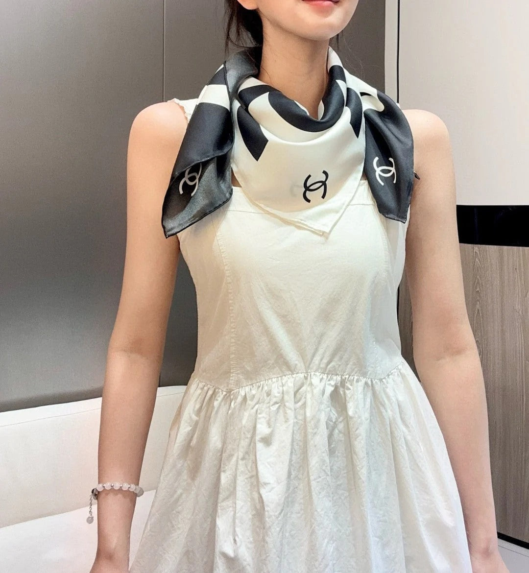 CHANEL 25S SCARF 90 IN SILK 643202 mysite