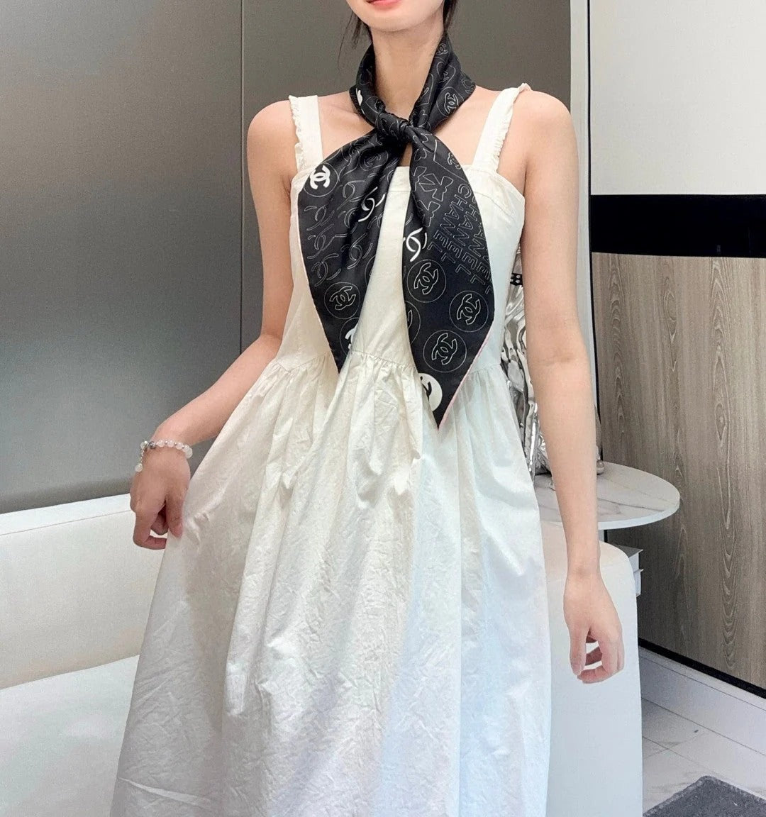 CHANEL 25S SCARF 90 IN SILK 724783 mysite