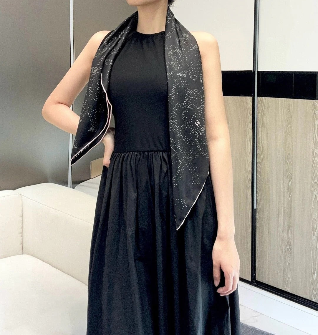 CHANEL 25S SCARF 90 IN SILK 730643 mysite