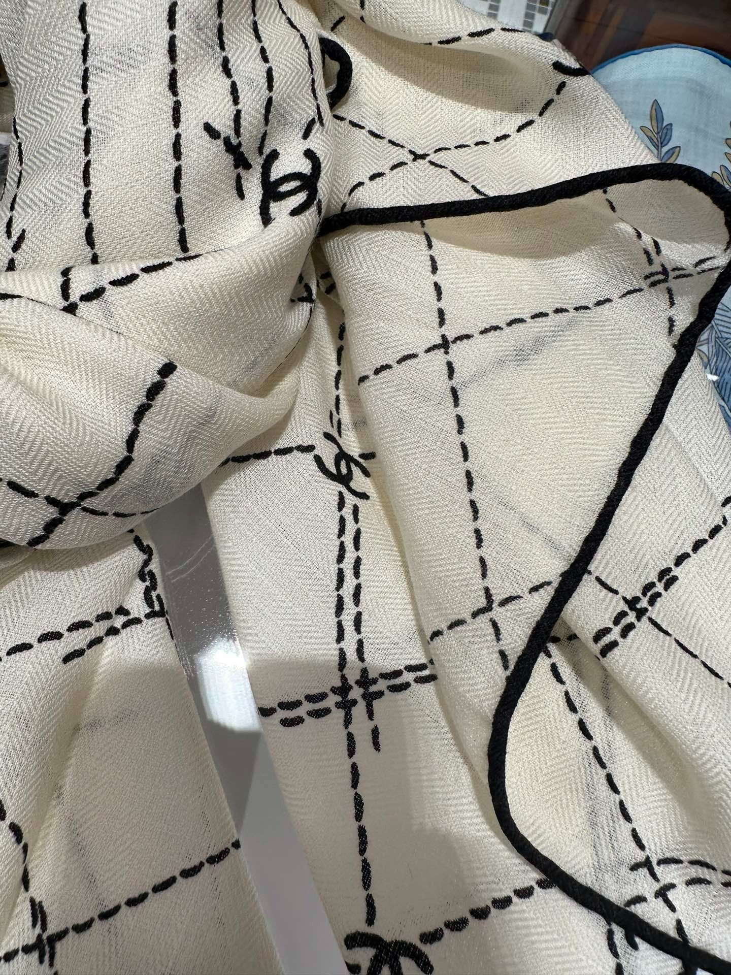 CHANEL 25S SCARF 140 IN SILK WOOL 726478 mysite