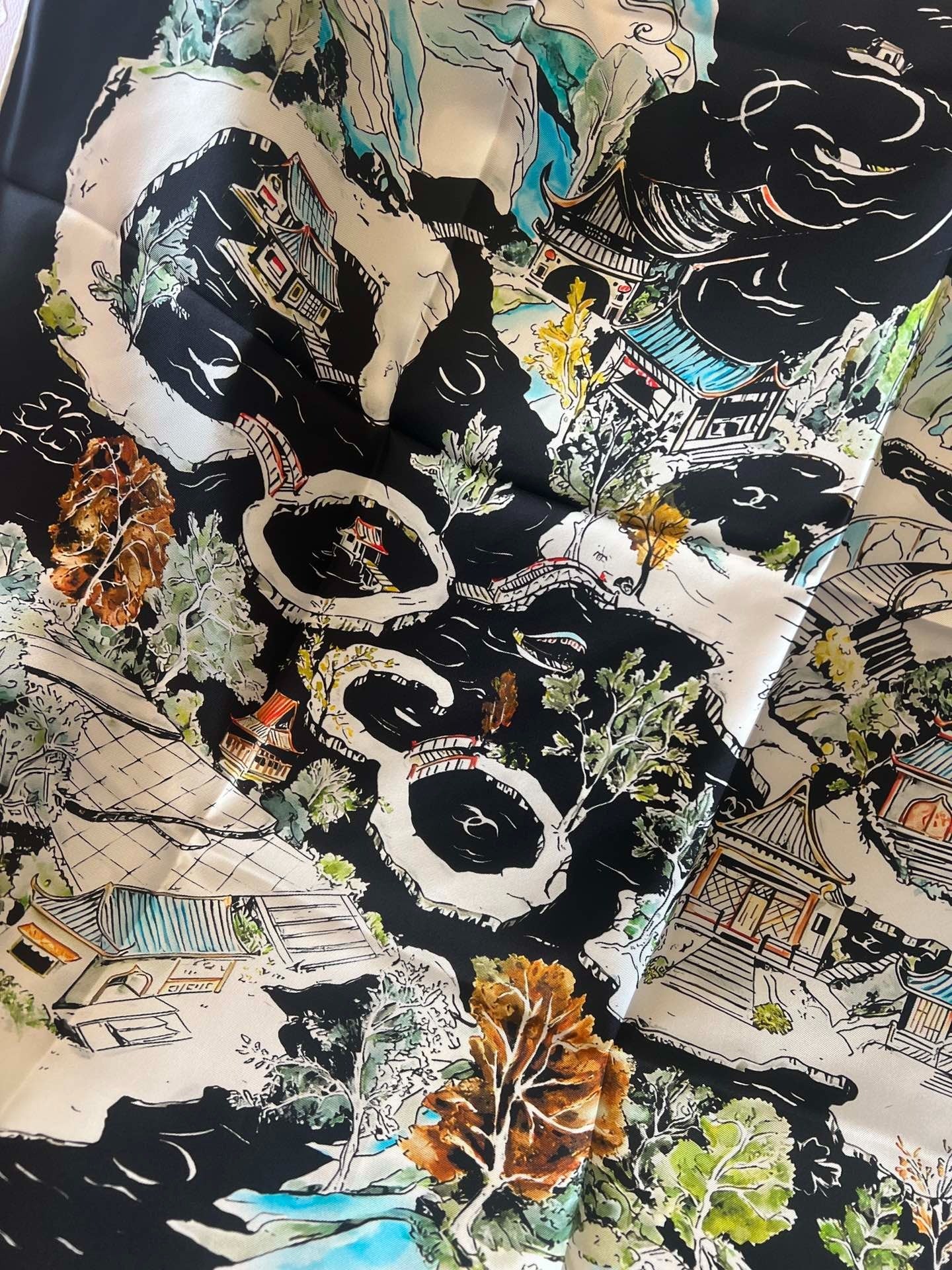 CHANEL 25S SCARF 90 IN SILK 715642 mysite