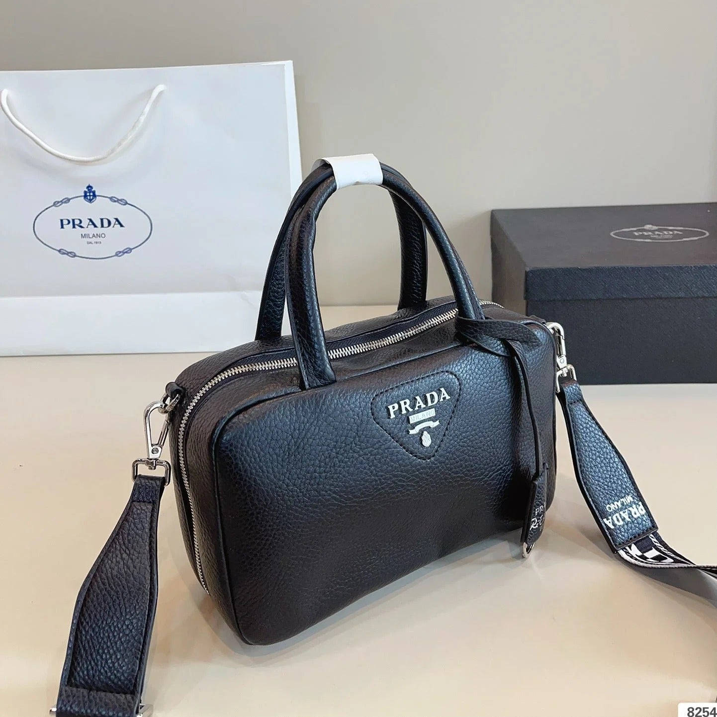 CLASSIC BOSTON BAG 25 IN BLACK GRAINED CALFSKIN mysite