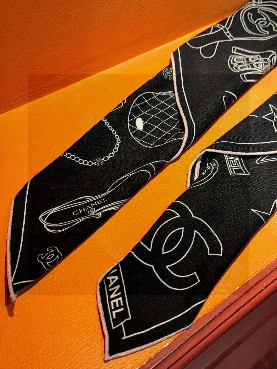 CHANEL 25S SCARF 140 IN SILK 735811 mysite