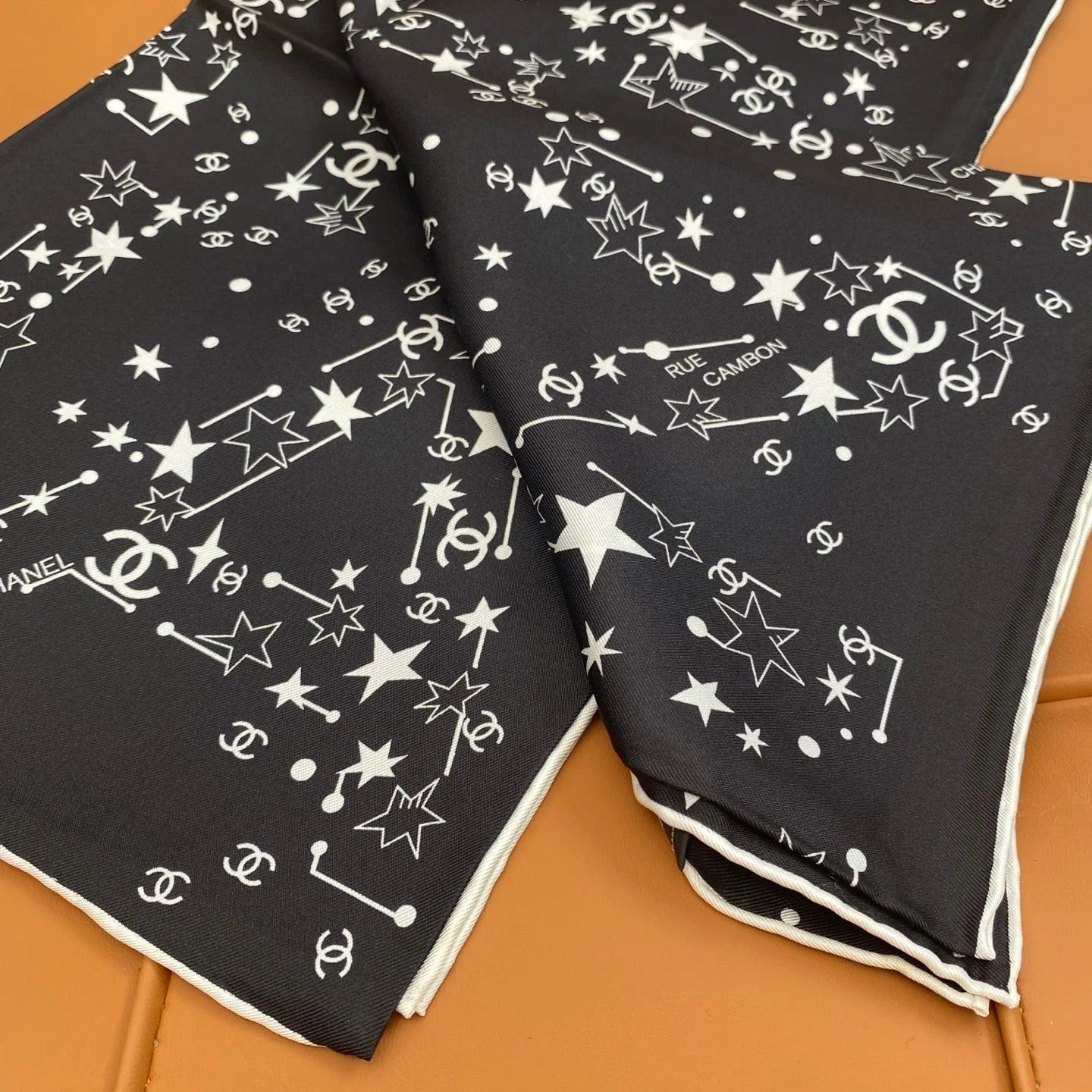 CHANEL 25S SCARF 90 IN SILK 704600 mysite