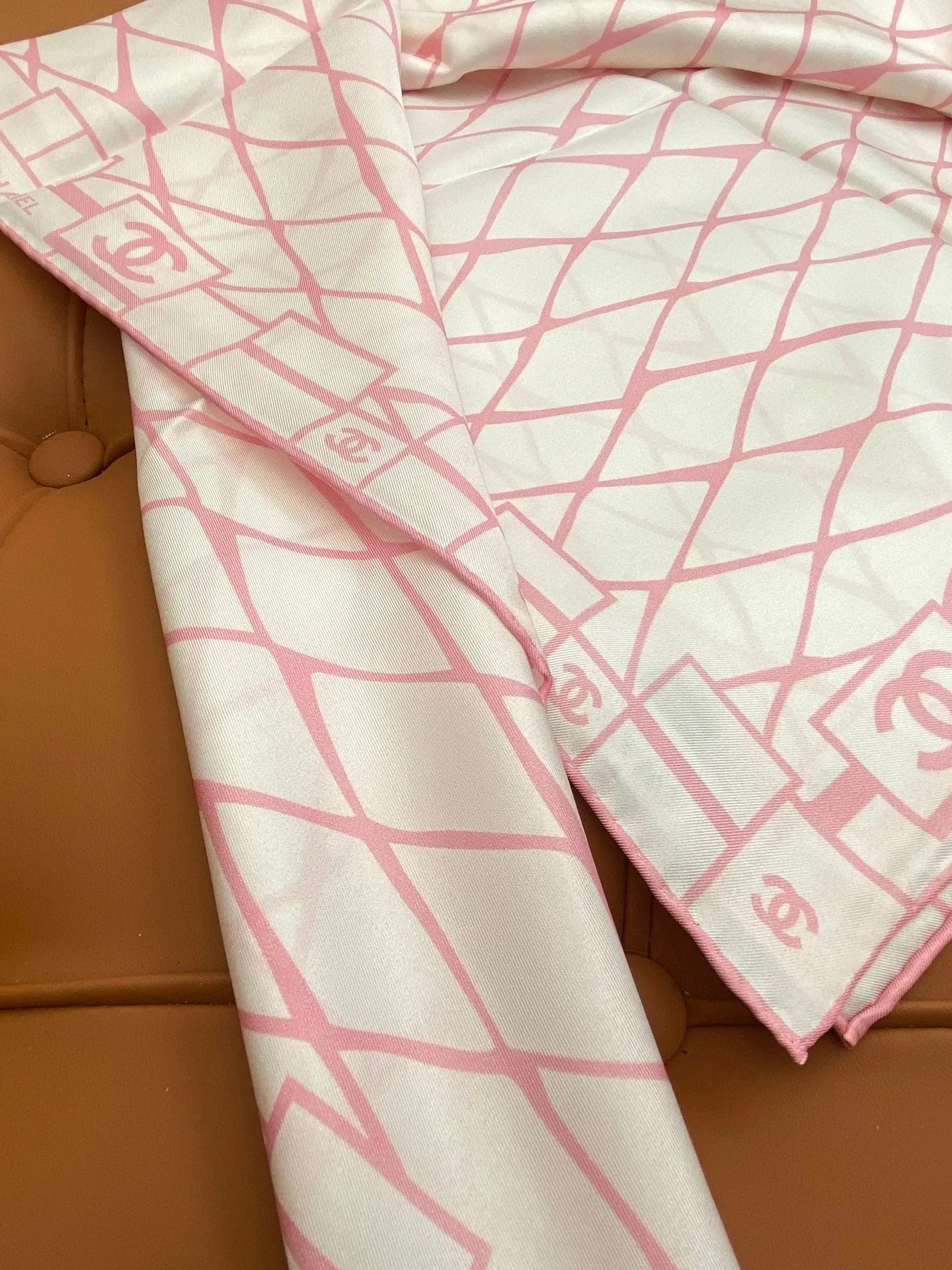 CHANEL 25S SCARF 90 IN SILK 703692 mysite