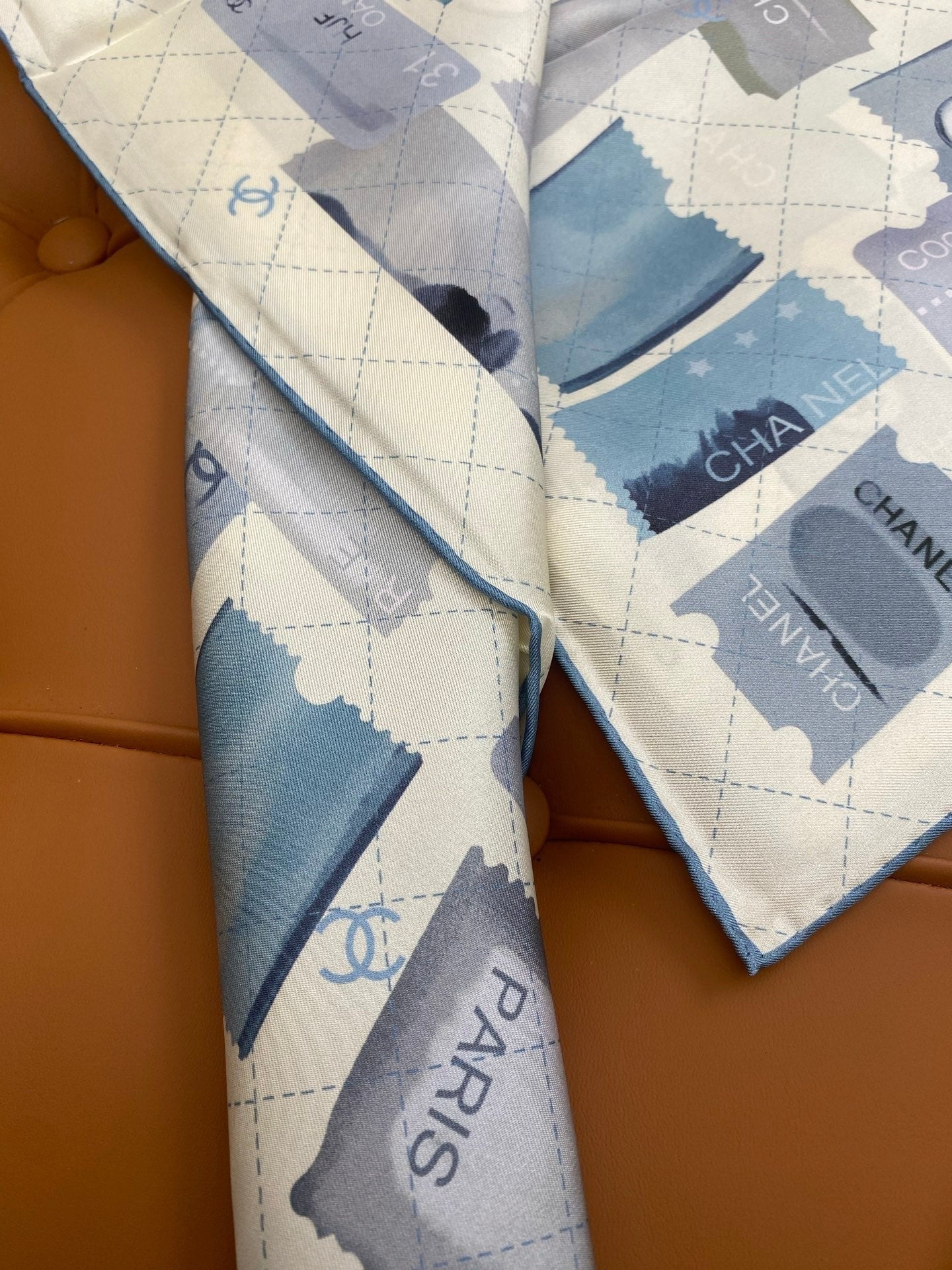 CHANEL 25S SCARF 90 IN SILK 703698 mysite