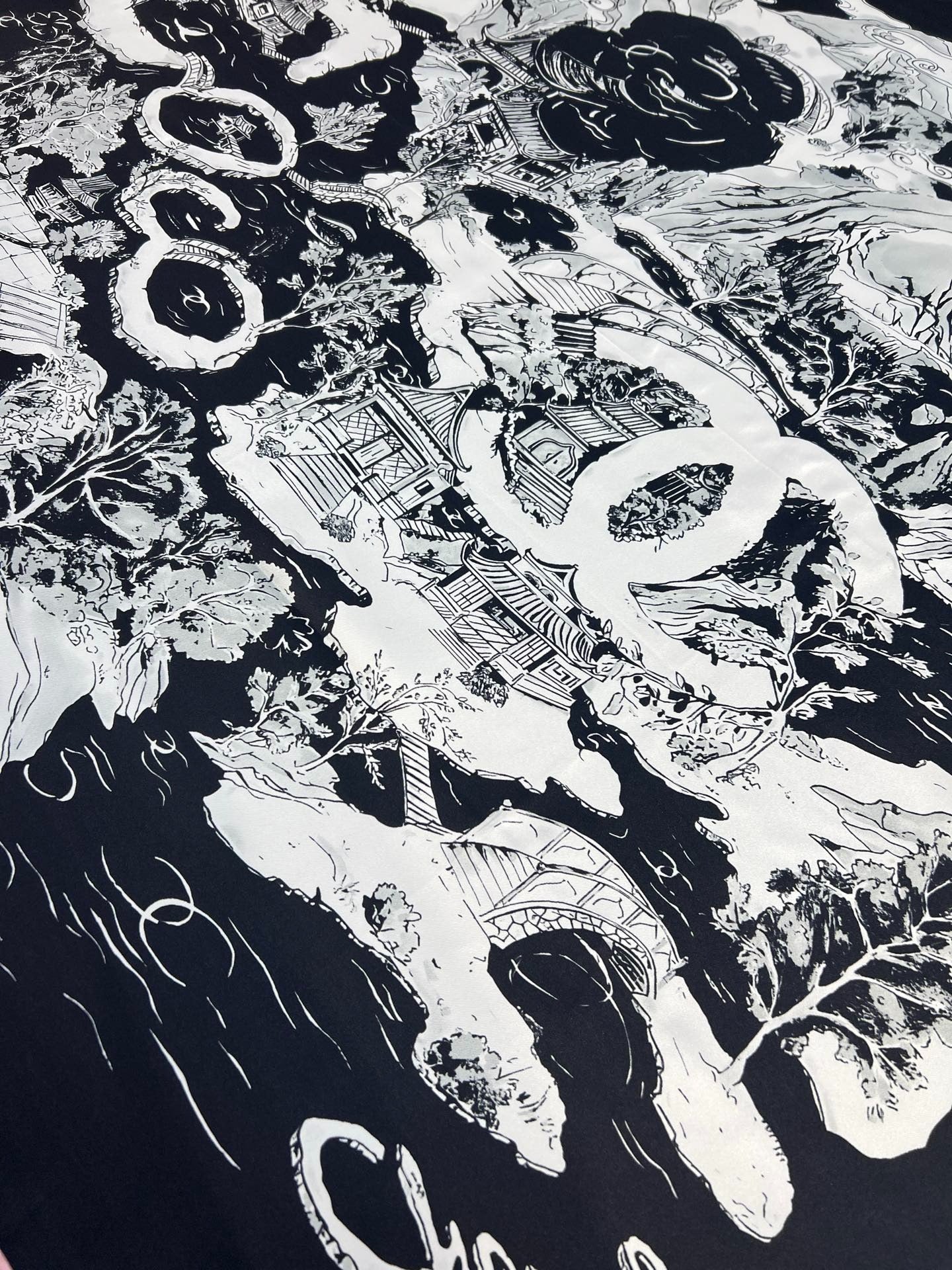 CHANEL 25S SCARF 90 IN SILK 735864 mysite