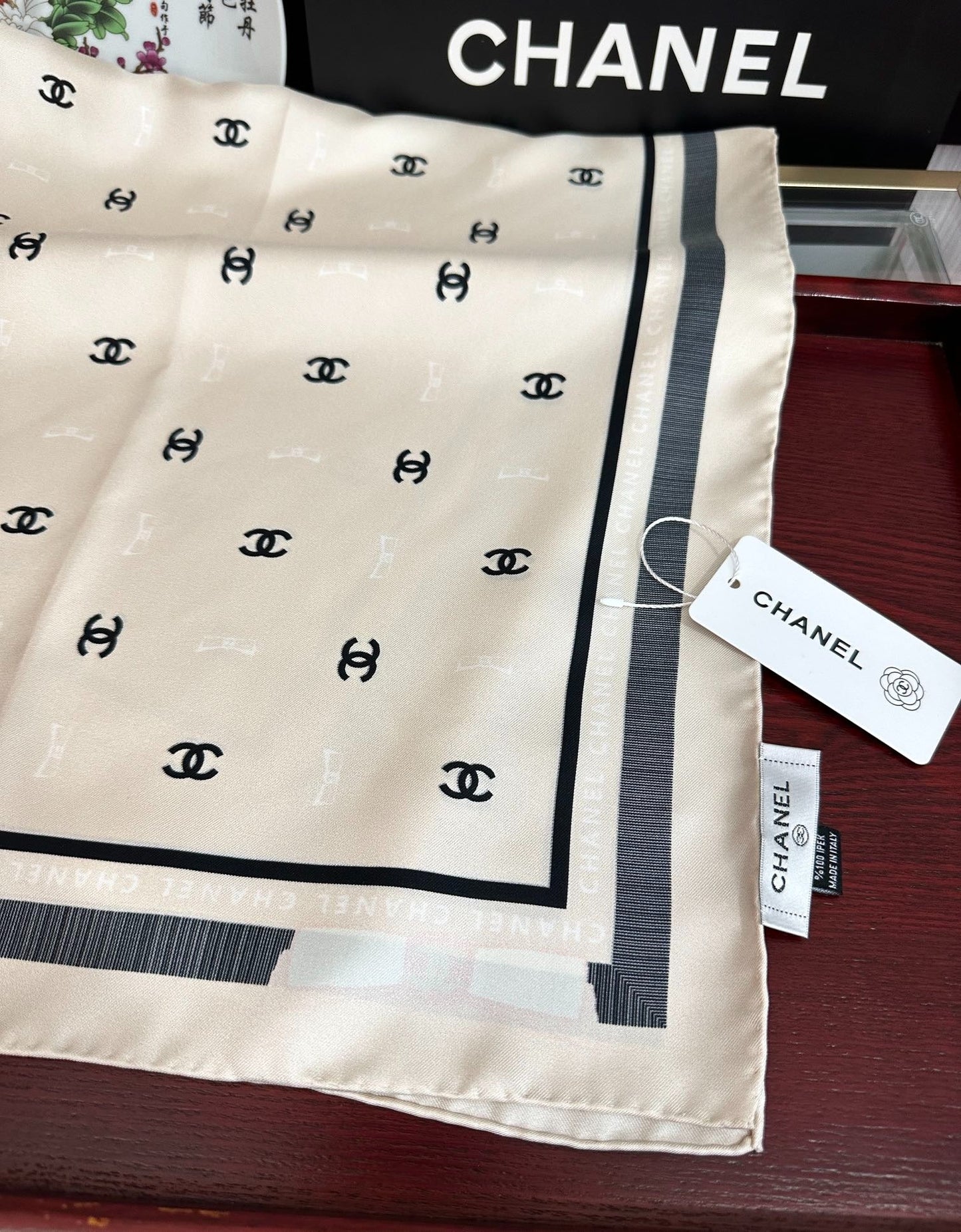 CHANEL 25S SCARF 90 IN SILK 730538 mysite