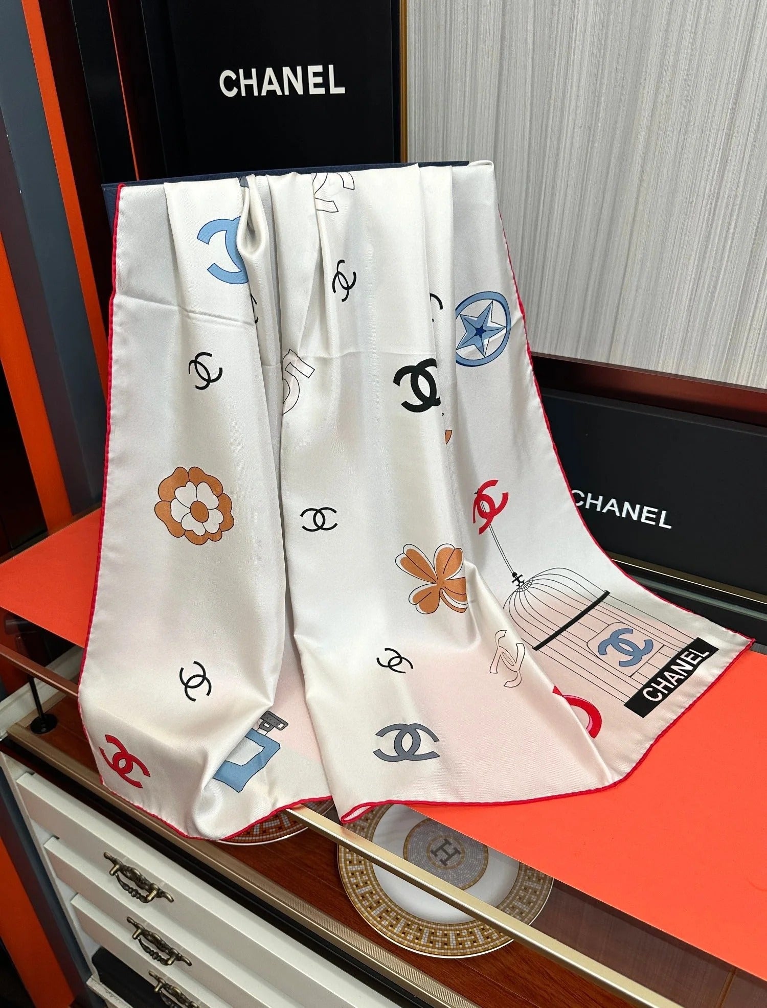 CHANEL 25S SCARF 90 IN SILK 733858 mysite