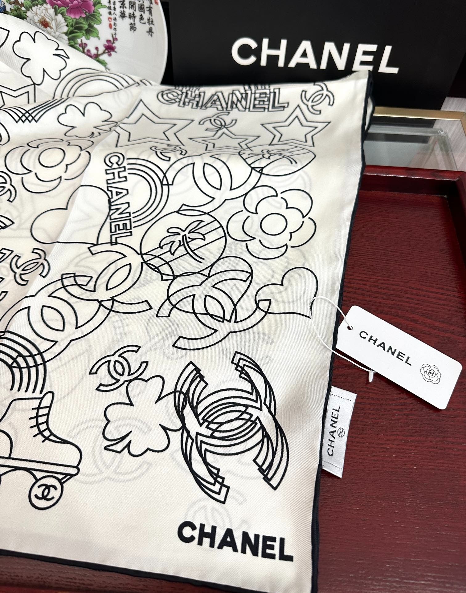 CHANEL 25S SCARF 90 IN SILK 738437 mysite