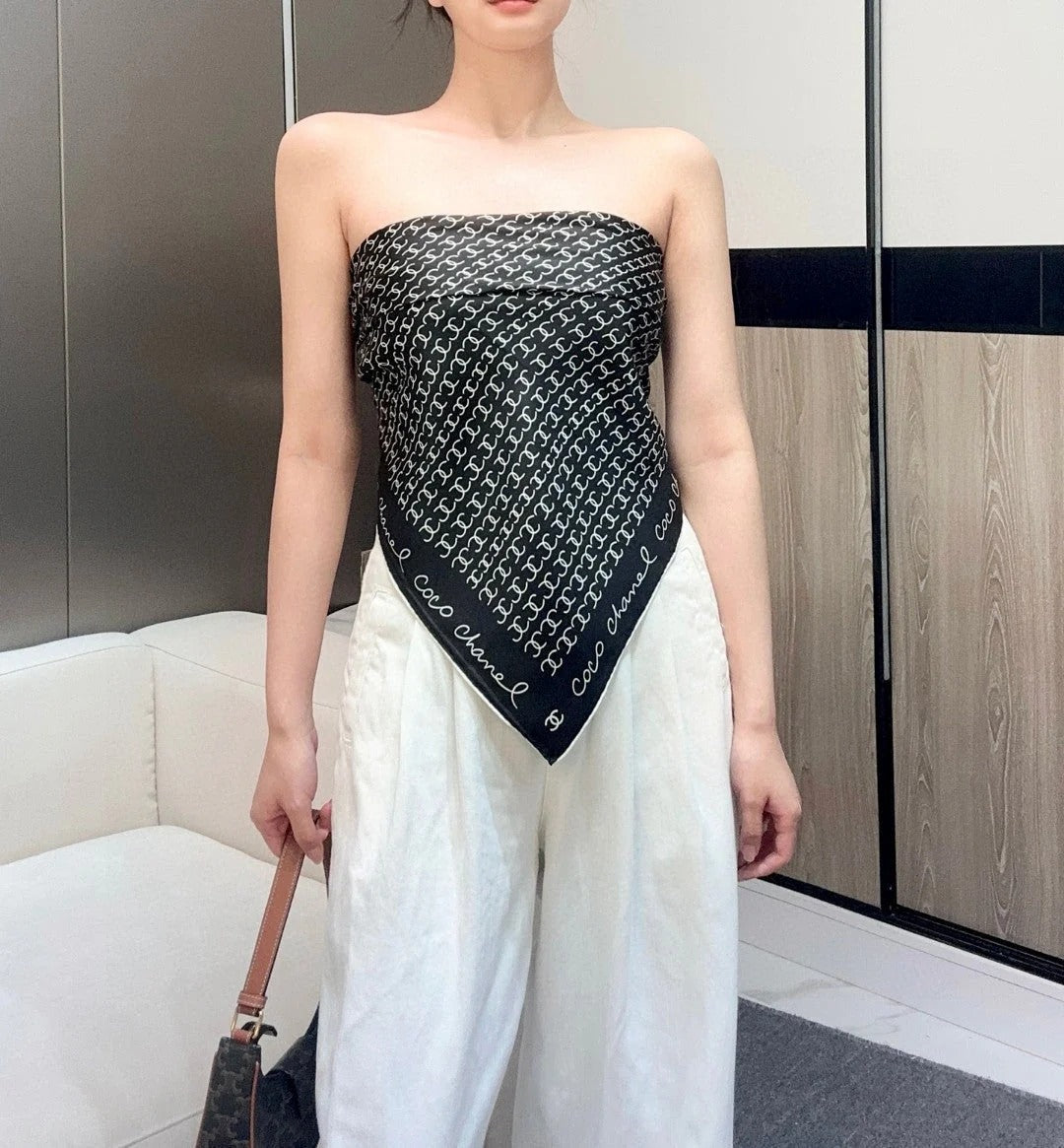 CHANEL 25S SCARF 90 IN SILK 732137 mysite