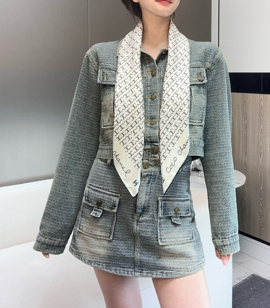 CHANEL 25S SCARF 90 IN SILK 732138 mysite