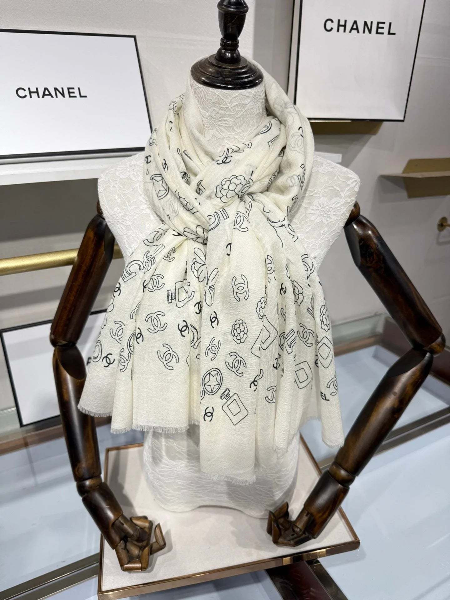 CHANEL 25S SCARF 200 IN CASHMERE 706596 mysite