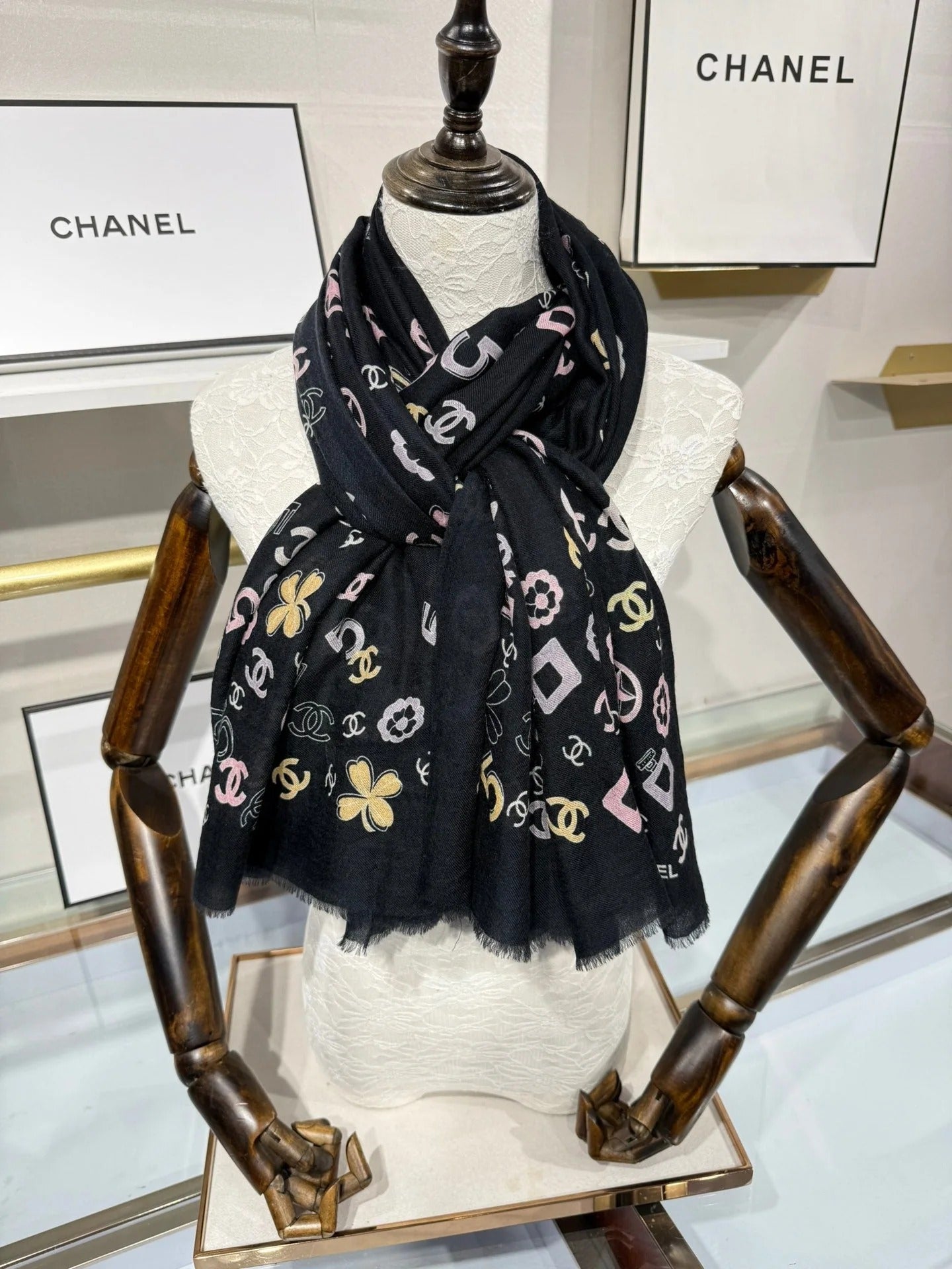 CHANEL 25S SCARF 200 IN CASHMERE 706597 mysite