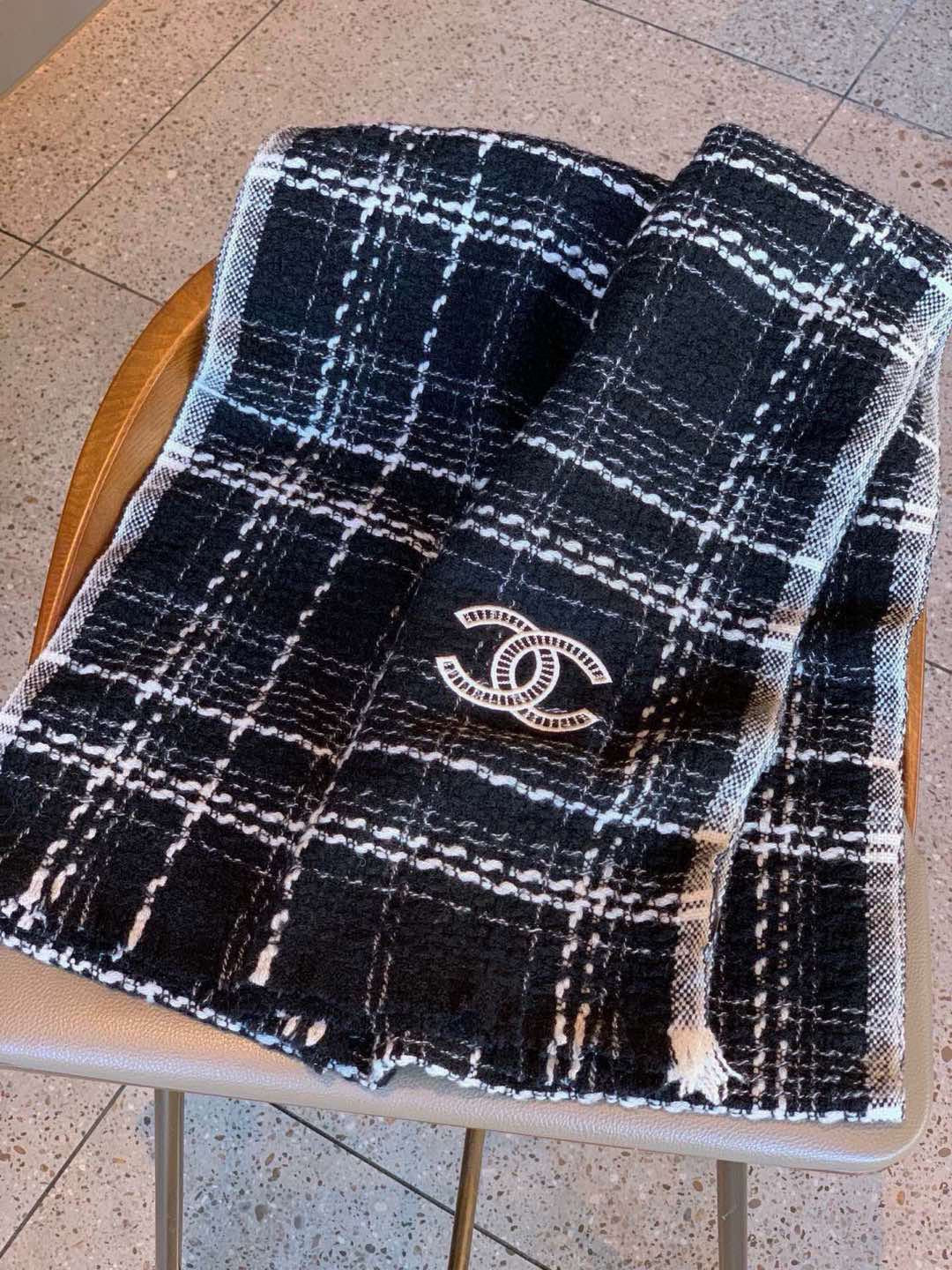 CHANEL 25S SCARF 200 IN CASHMERE 732052 mysite