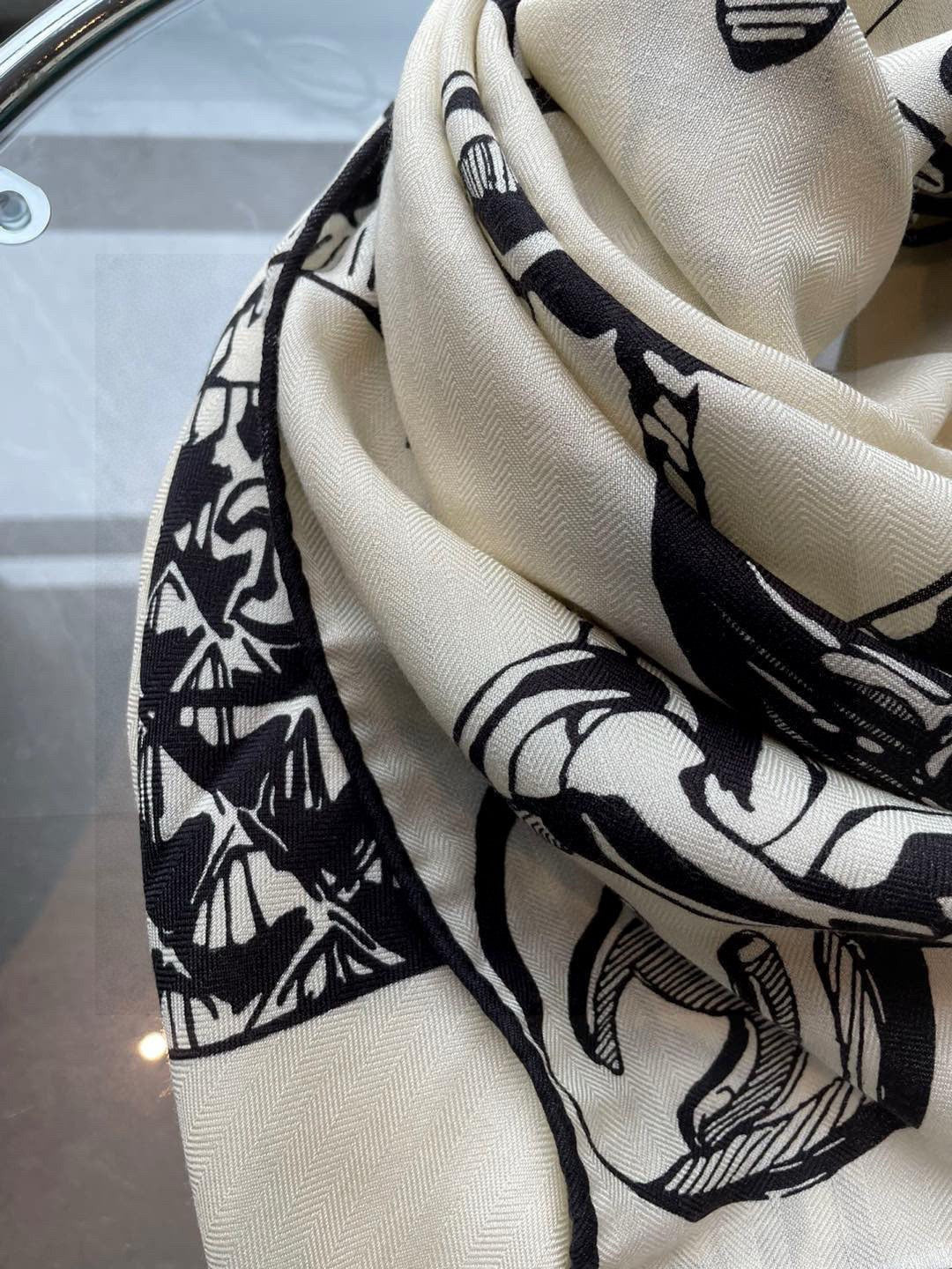 CHANEL 25S SCARF 140 IN CASHMERE SILK 733892 mysite