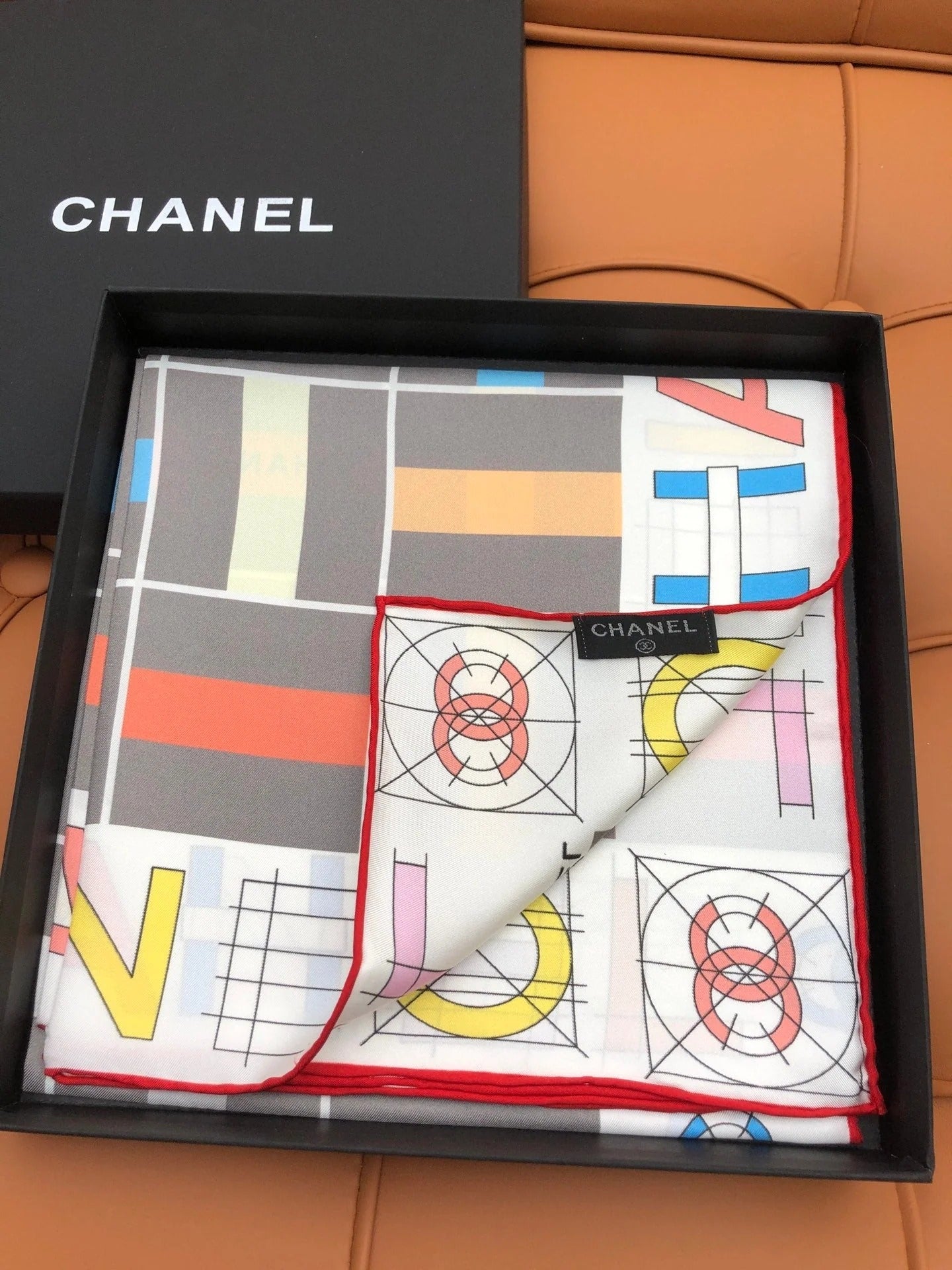 CHANEL 25S SCARF 90 IN SILK 704585 mysite