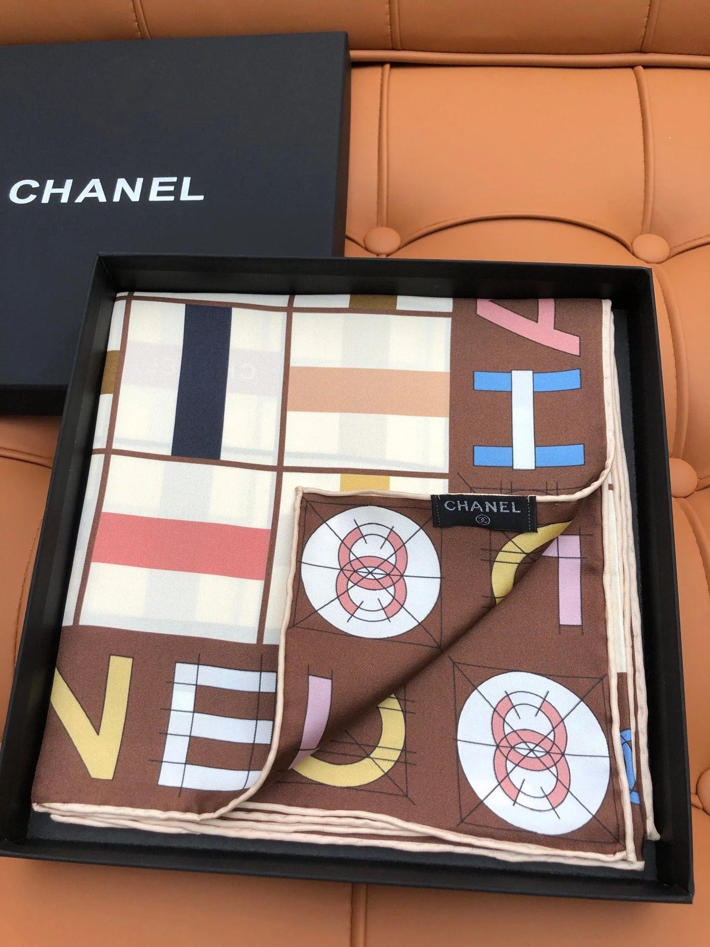 CHANEL 25S SCARF 90 IN SILK 704586 mysite