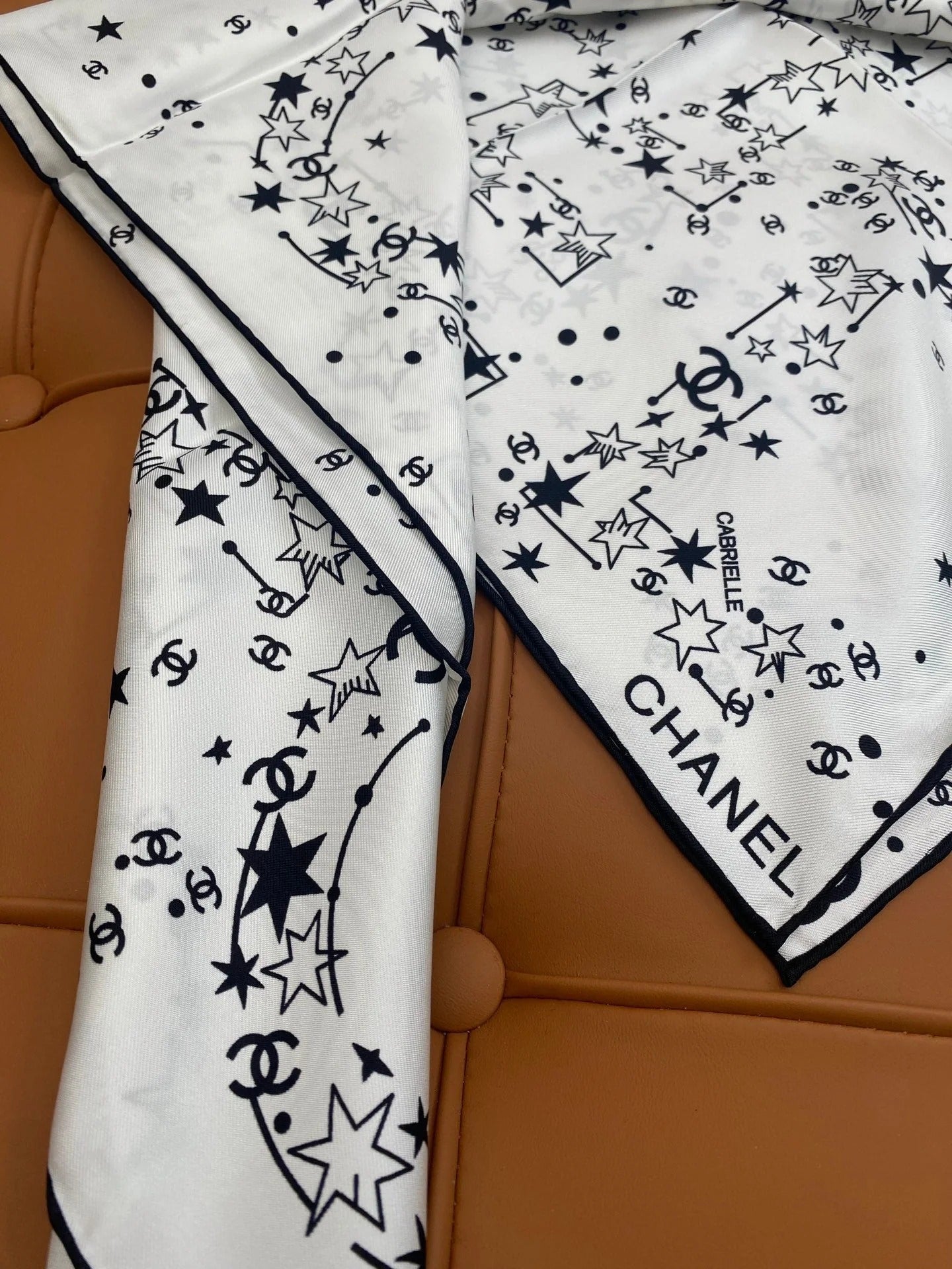 CHANEL 25S SCARF 90 IN SILK 704602 mysite