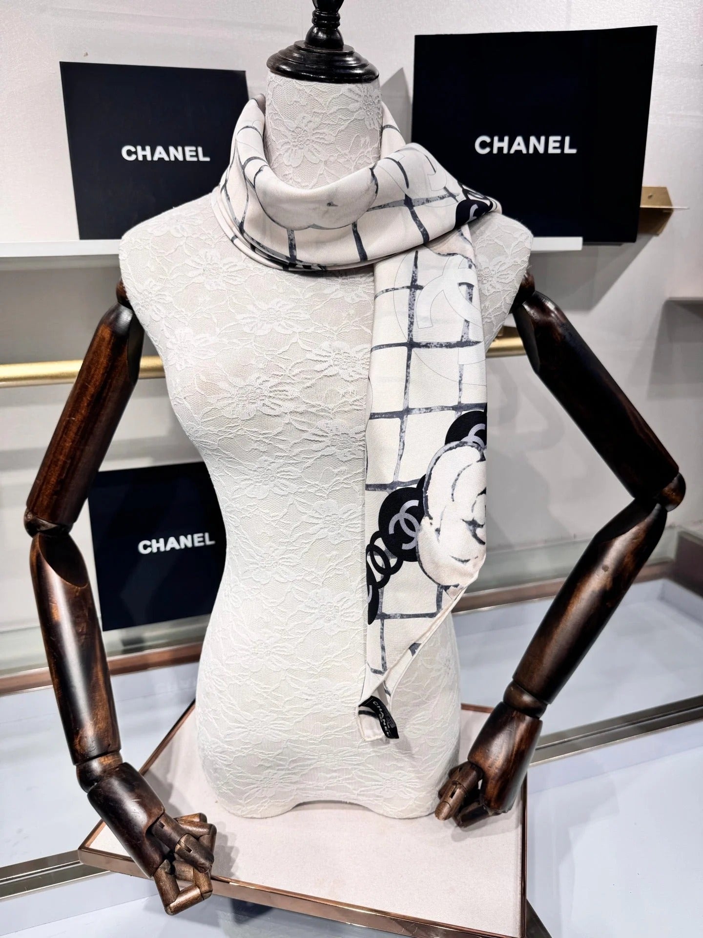 CHANEL 25S SCARF 90 IN CASHMERE SILK 737219 mysite