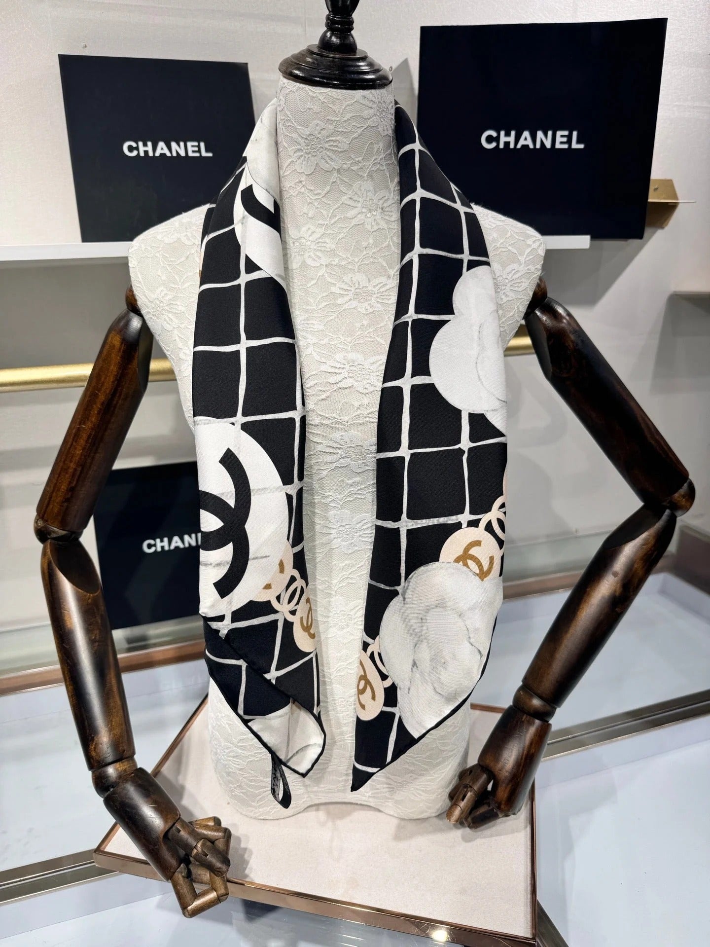 CHANEL 25S SCARF 90 IN CASHMERE SILK 737220 mysite
