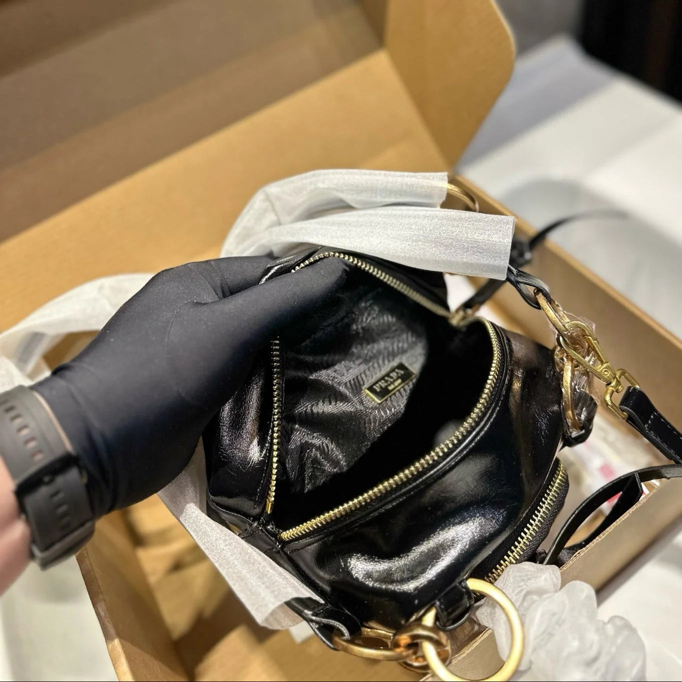 DANGLE TOP HANDLE MINI BAG 15 IN BLACK PATENT CALFSKIN mysite