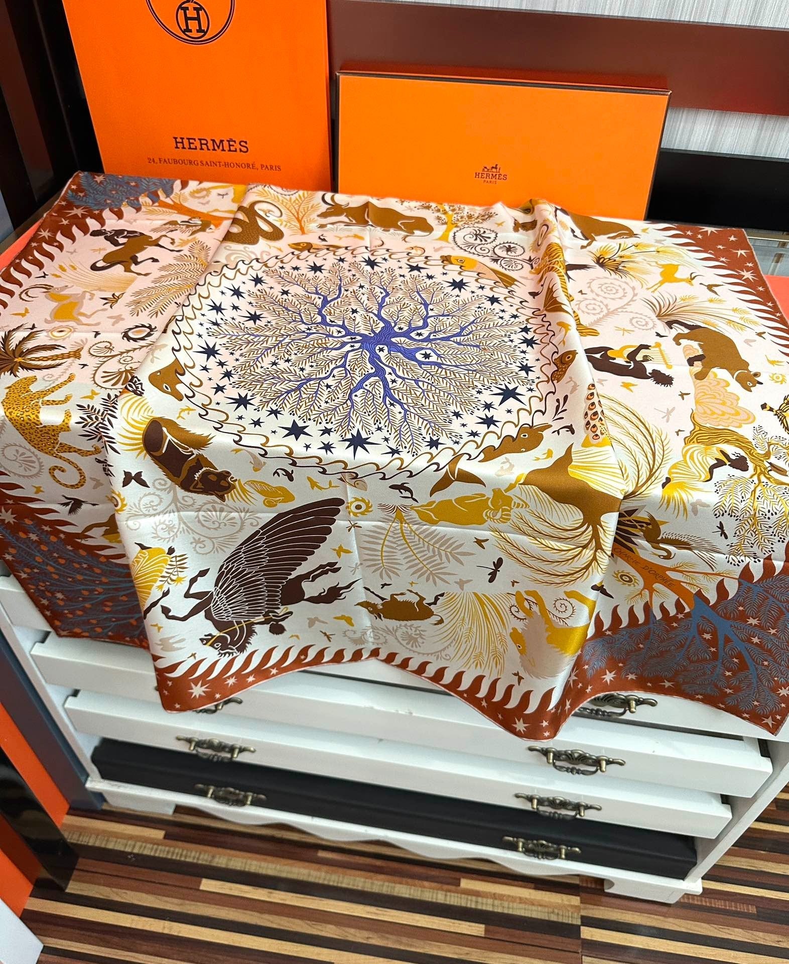 CHANEL 25S SCARF 90 IN SILK 709581 mysite