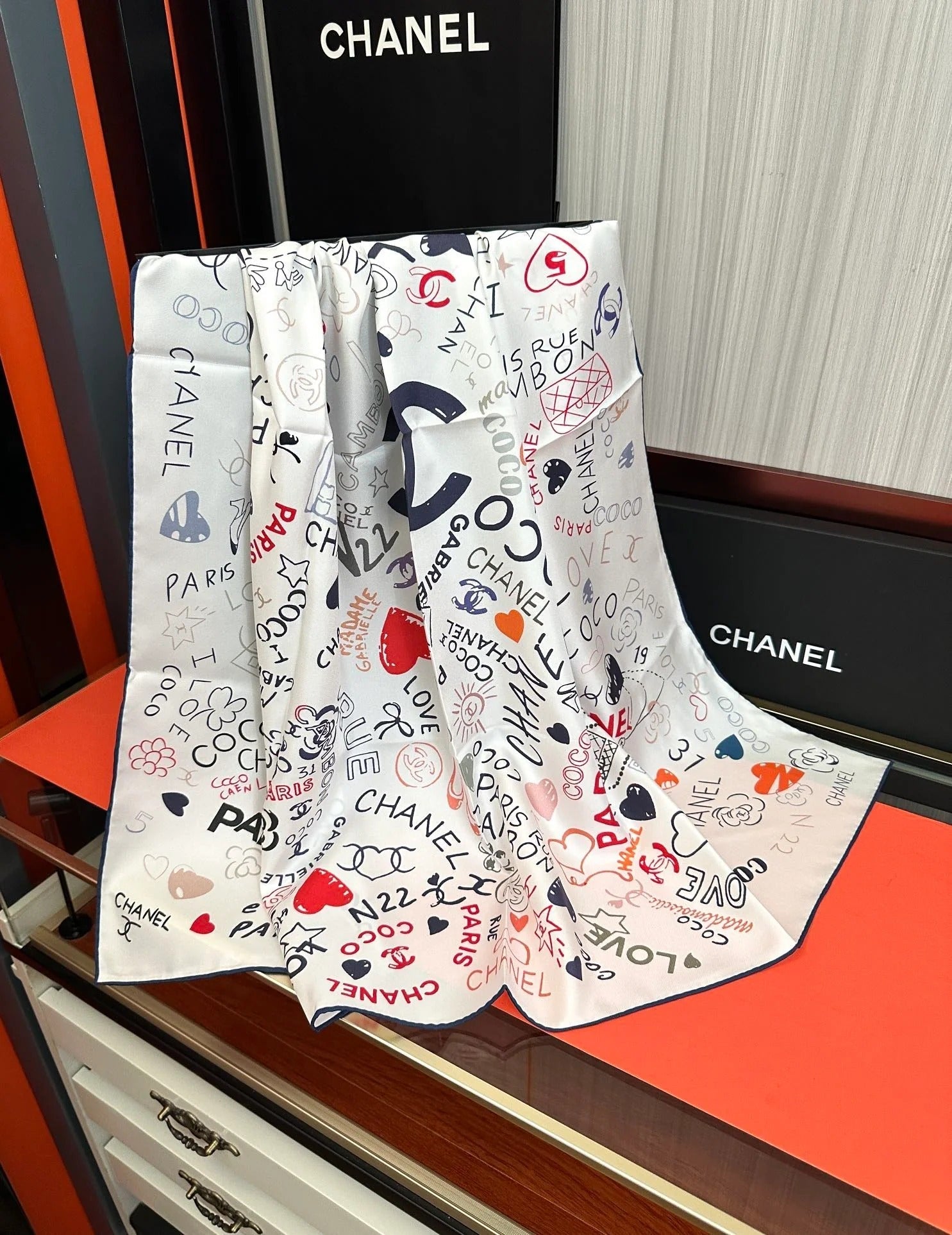 CHANEL 25S SCARF 90 IN SILK 738420 mysite