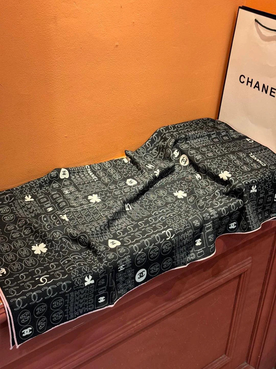 CHANEL 25S SCARF 110 IN CASHMERE SILK 738477 mysite