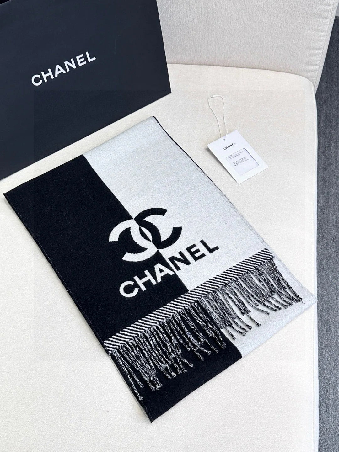 CHANEL 25S SCARF 184 IN MERINO WOOL 727324 mysite
