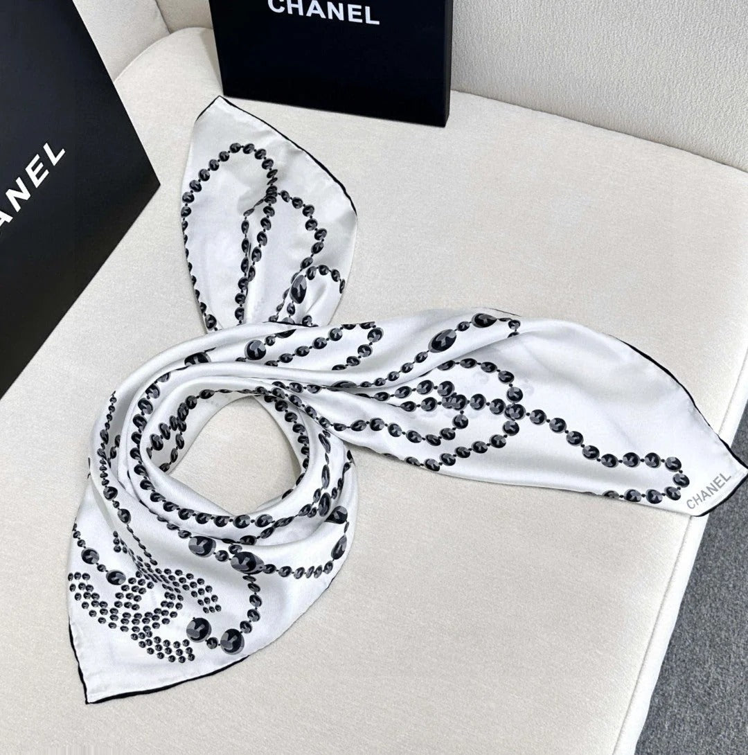 CHANEL 25S SCARF 90 IN SILK 711321 mysite