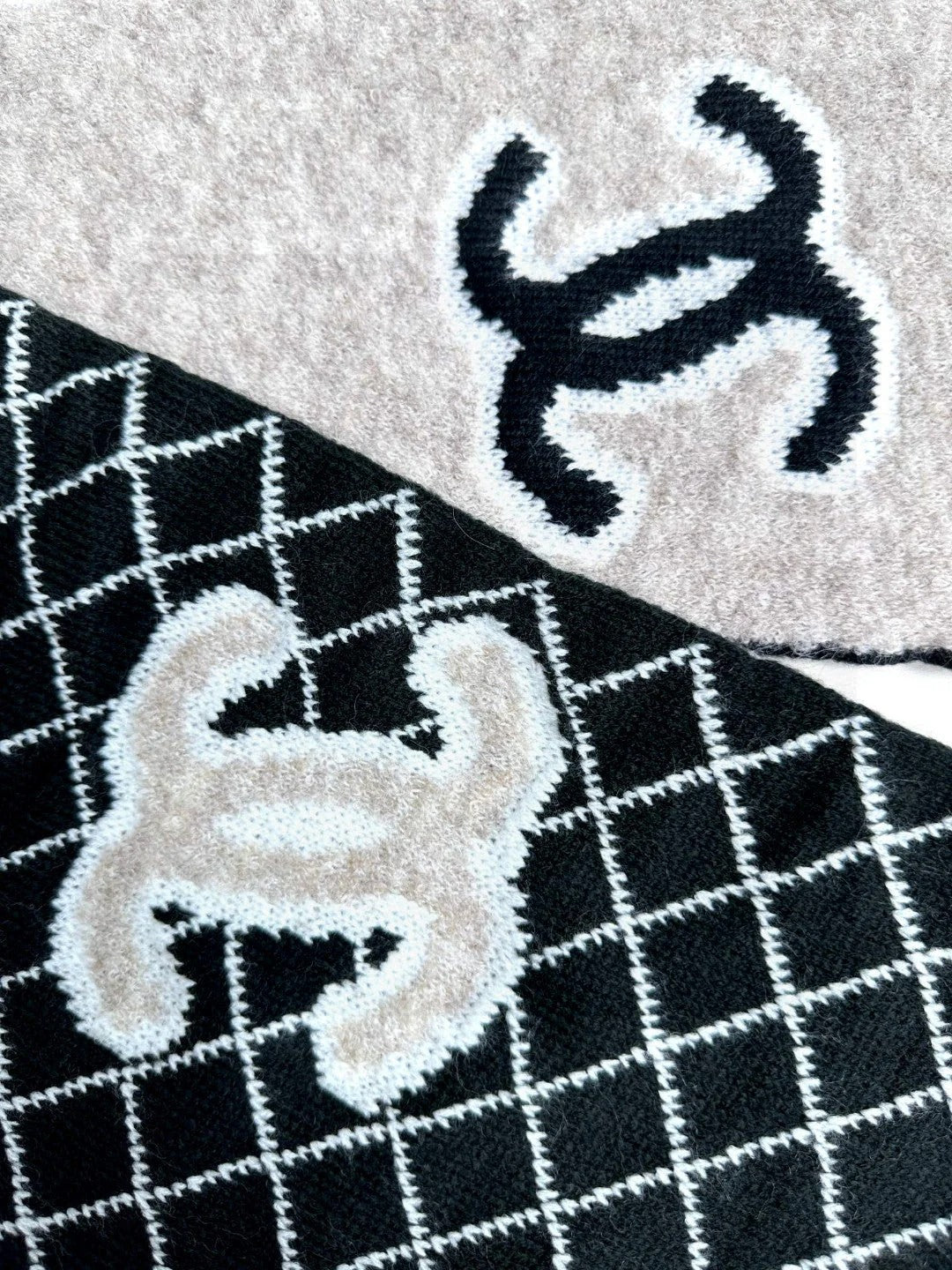 CHANEL 25S SCARF 185 IN CASHMERE 721525 mysite