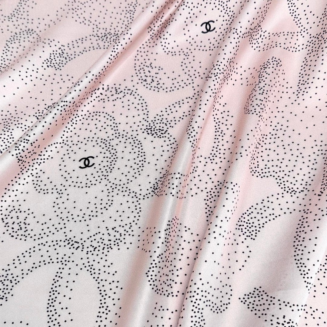 CHANEL 25S SCARF 90 IN SILK 730644 mysite