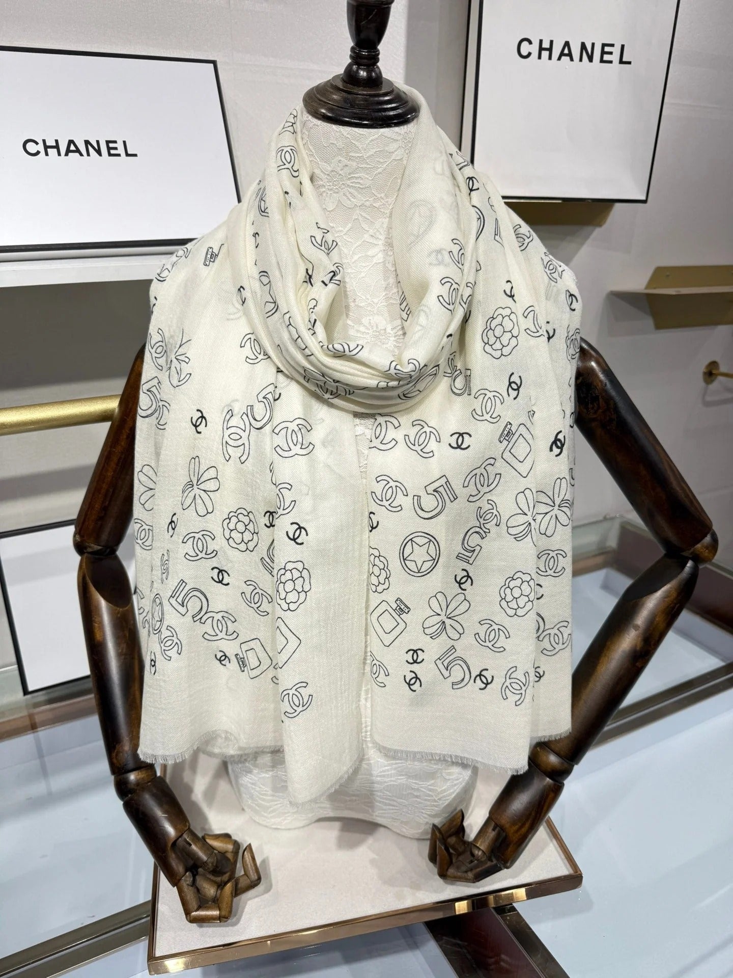 CHANEL 25S SCARF 200 IN CASHMERE 706596 mysite