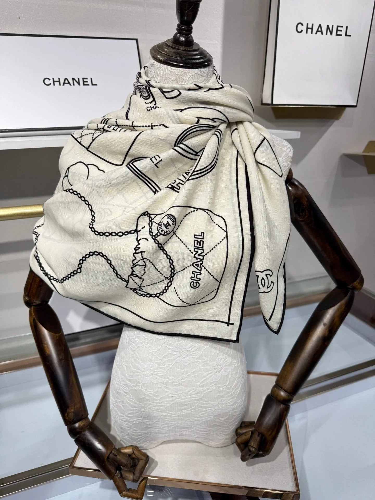 CHANEL 25S SCARF 140 IN SILK 732180 mysite