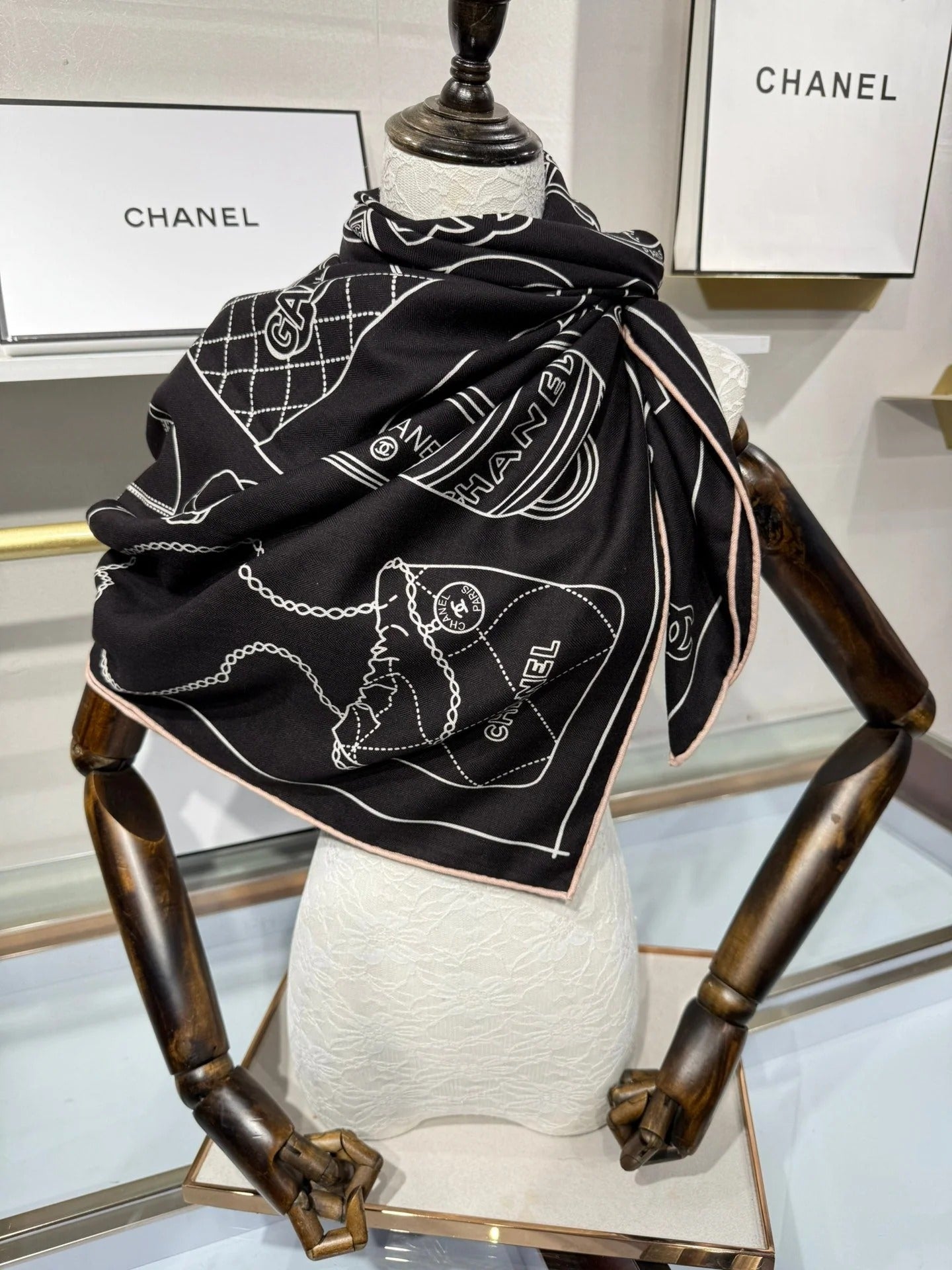 CHANEL 25S SCARF 140 IN SILK 732181 mysite