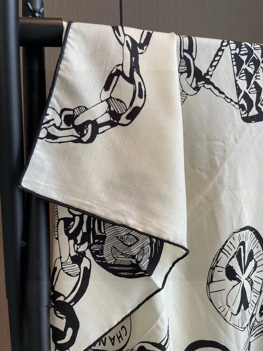 CHANEL 25S SCARF 140 IN CASHMERE SILK 733892 mysite