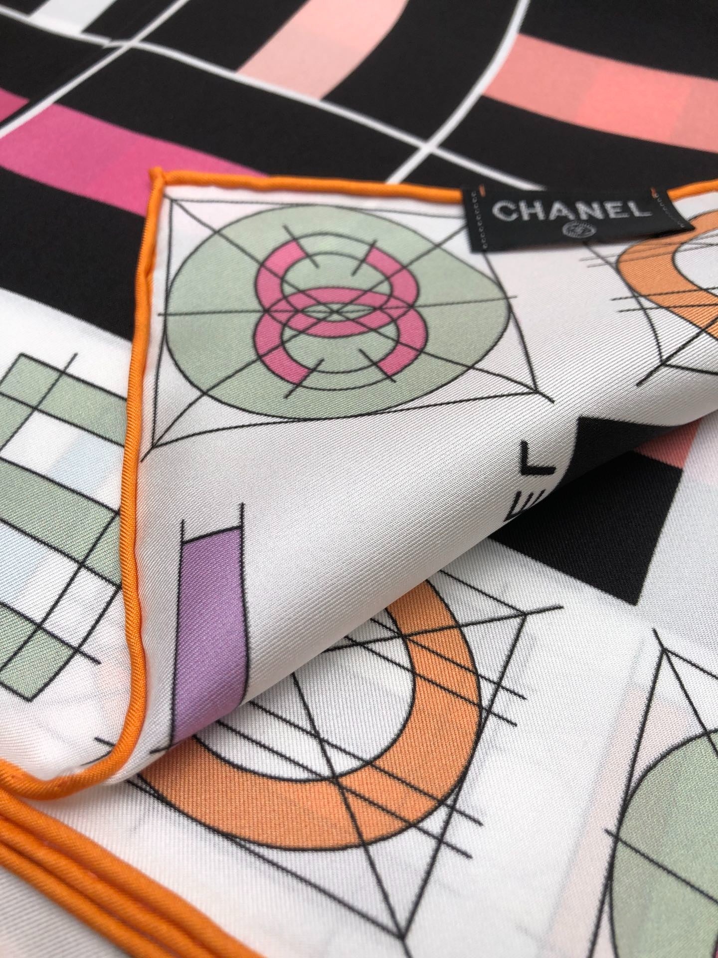 CHANEL 25S SCARF 90 IN SILK 704583 mysite