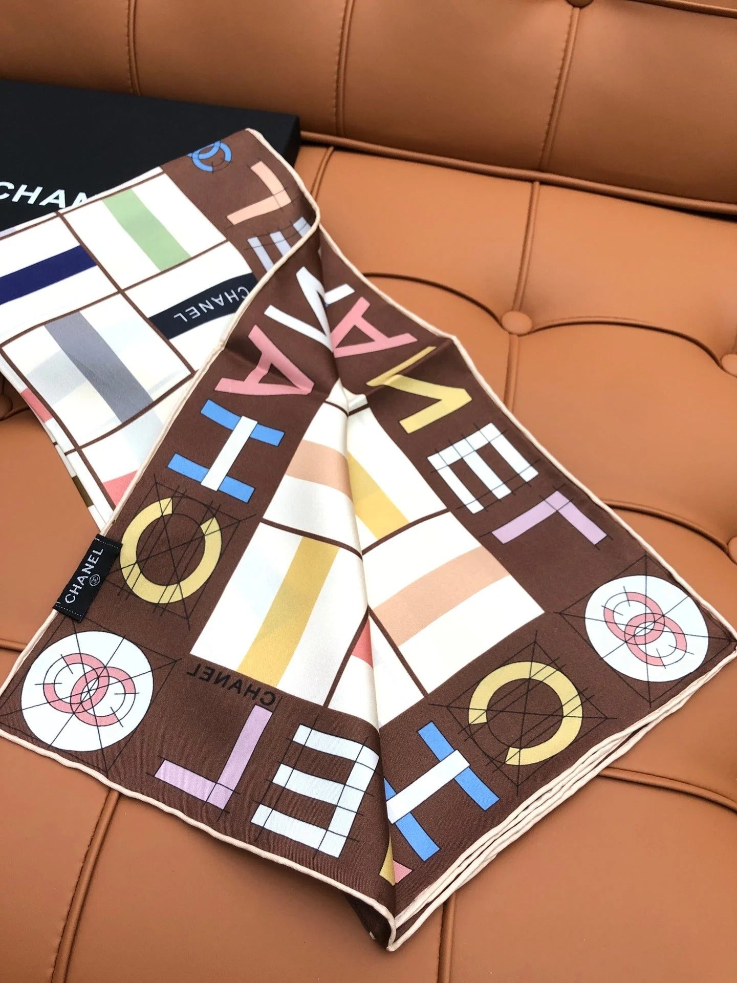 CHANEL 25S SCARF 90 IN SILK 704586 mysite