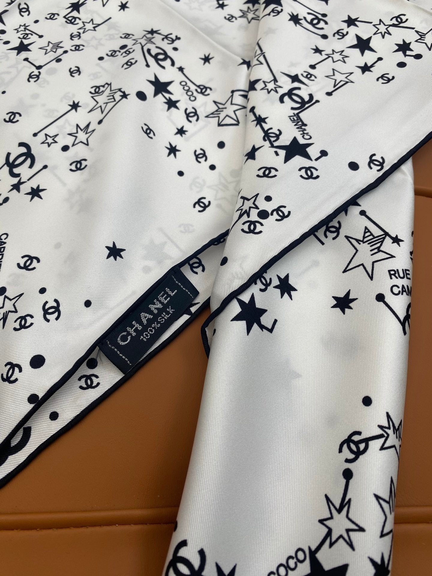 CHANEL 25S SCARF 90 IN SILK 704602 mysite