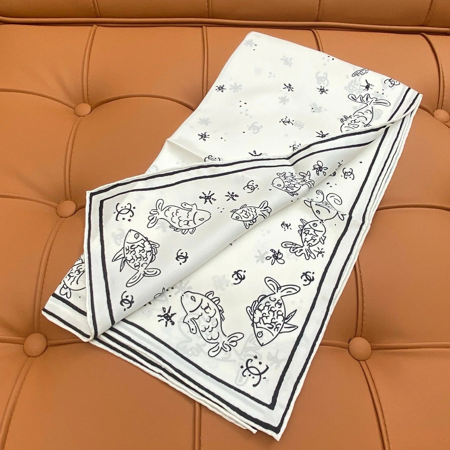 CHANEL 25S SCARF 90 IN SILK 703705 mysite