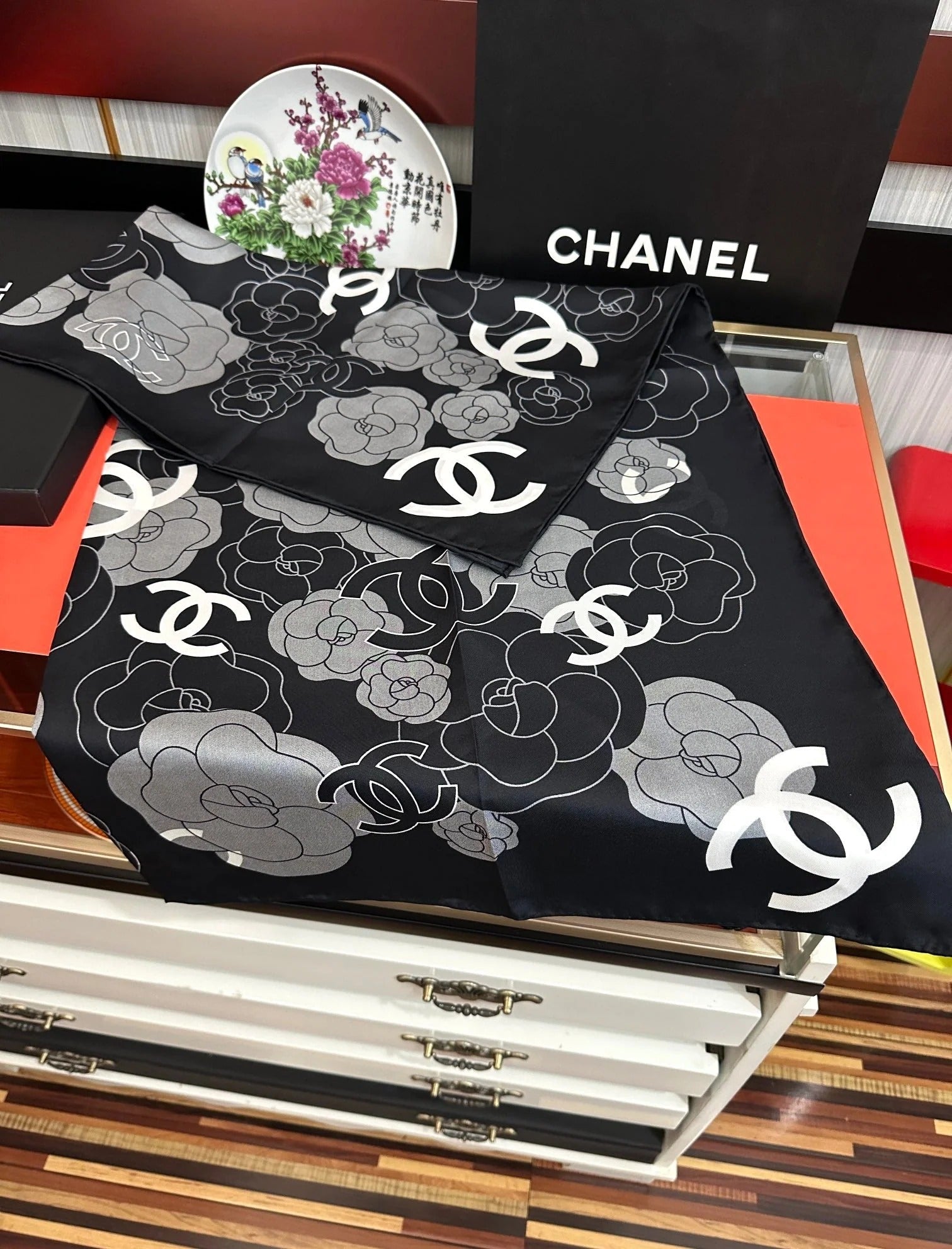 CHANEL 25S SCARF 90 IN SILK 738464 mysite