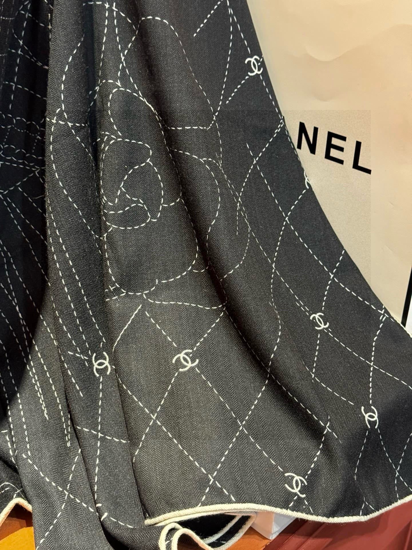 CHANEL 25S SCARF 140 IN SILK 735800 mysite